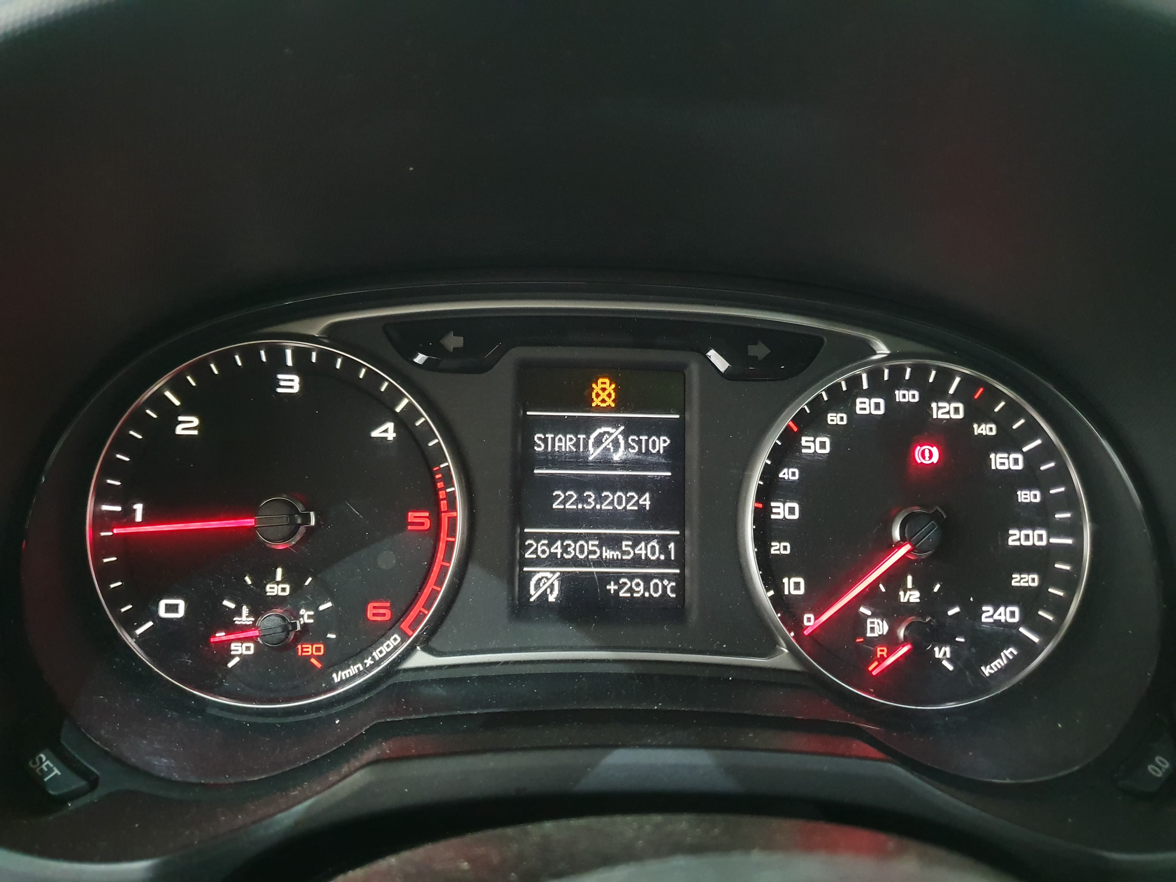 Audi A1 S-line · Ano 2010 — image 30