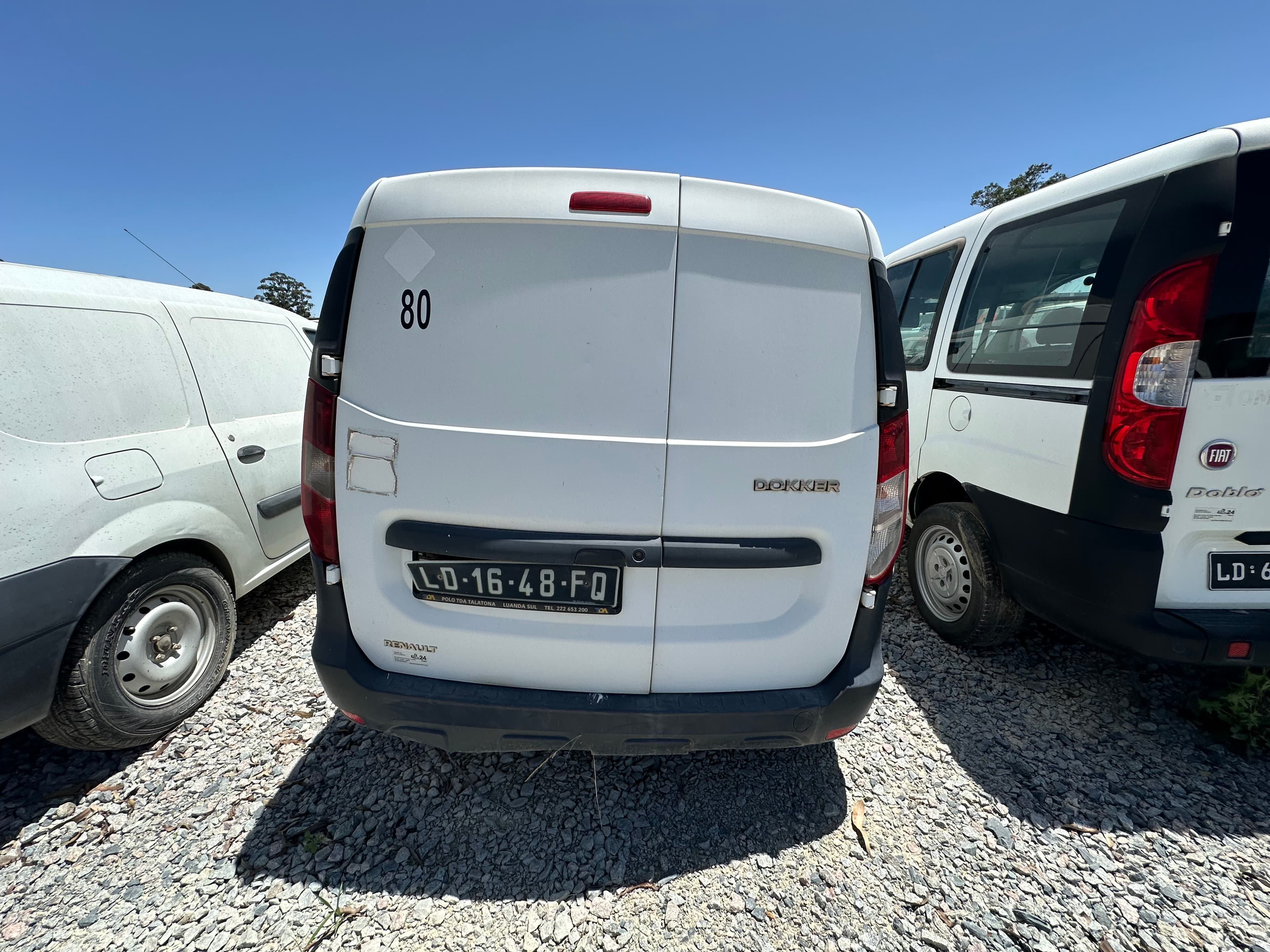 RENAULT DOKER VAN — image 6