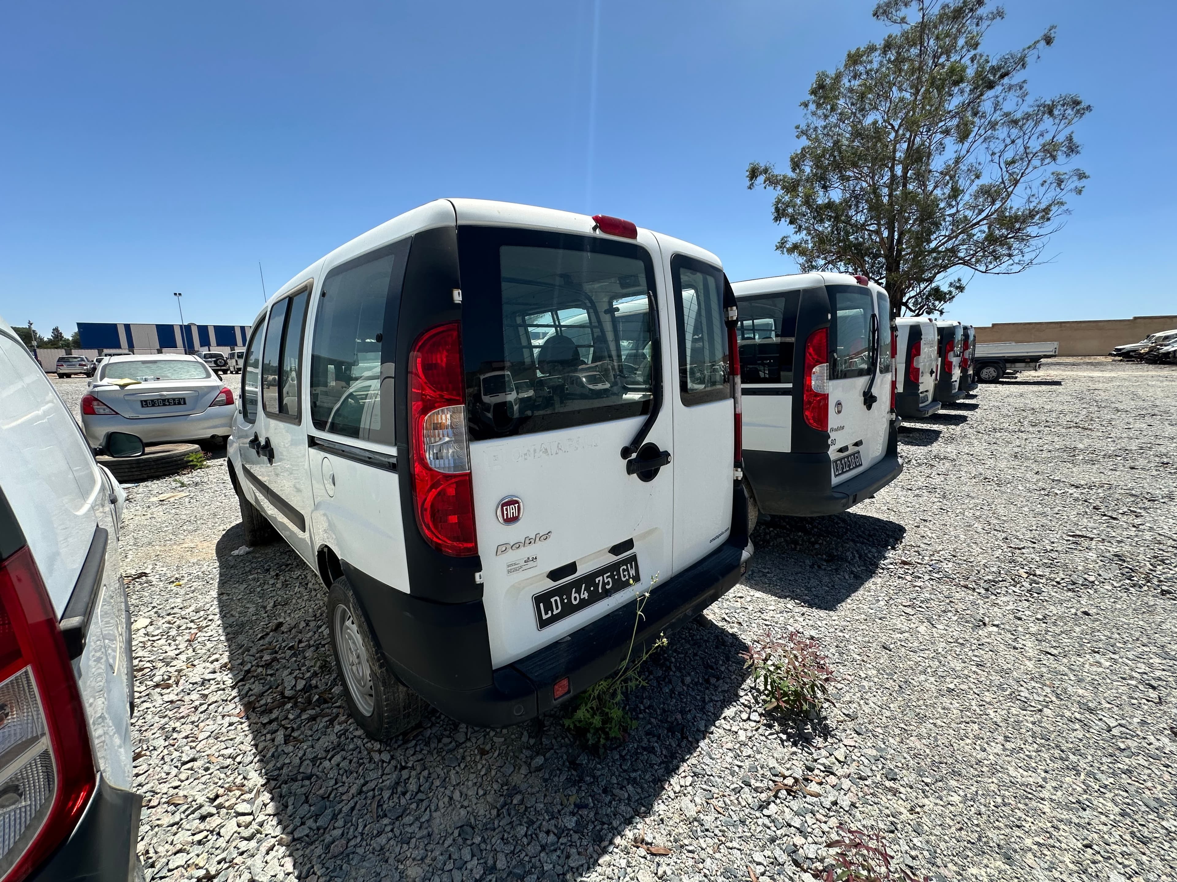 FIAT DOBLÓ COMBI 1.3 — imagen 9