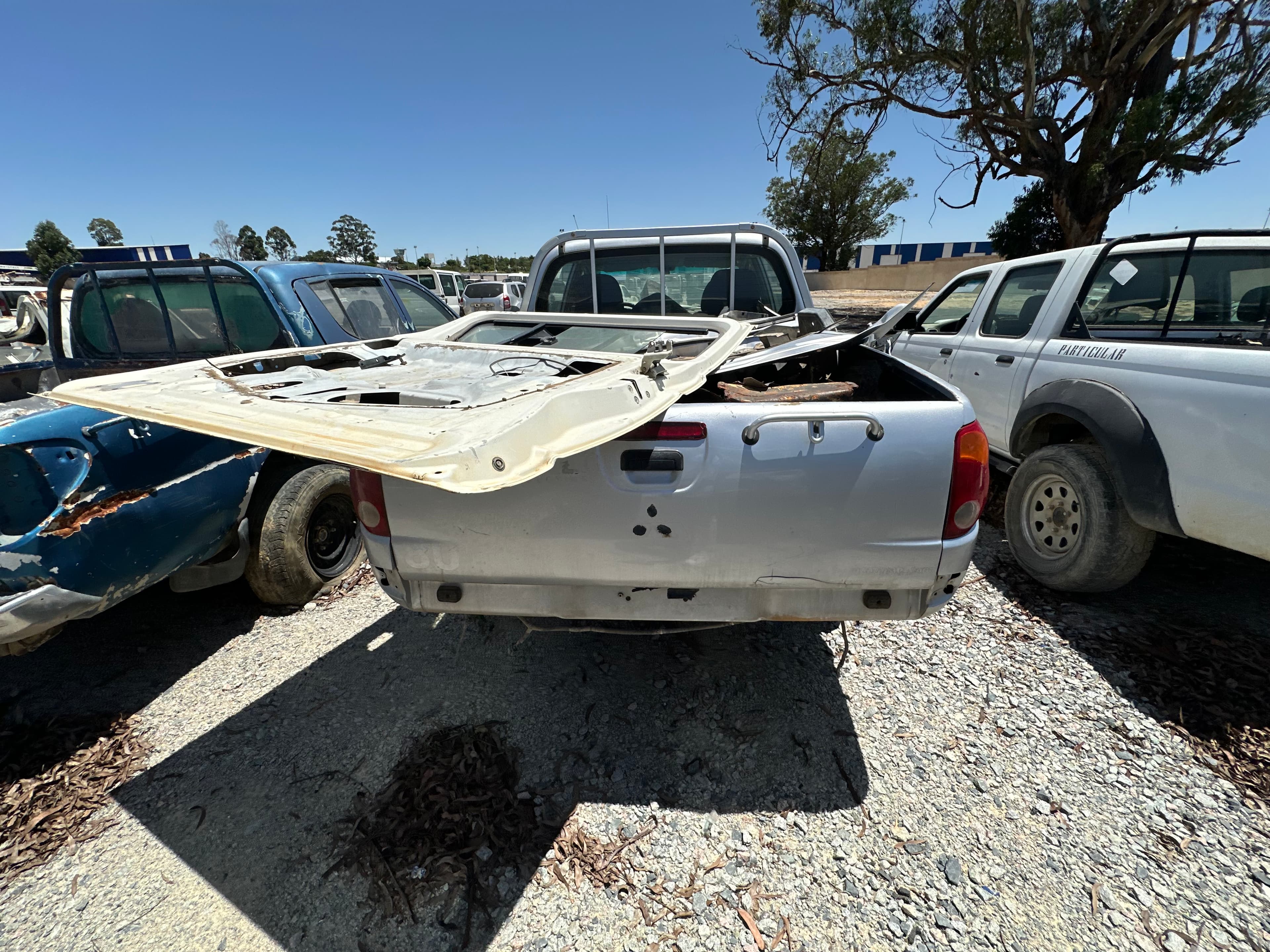 MITSUBIHSI L200 — imagen 7