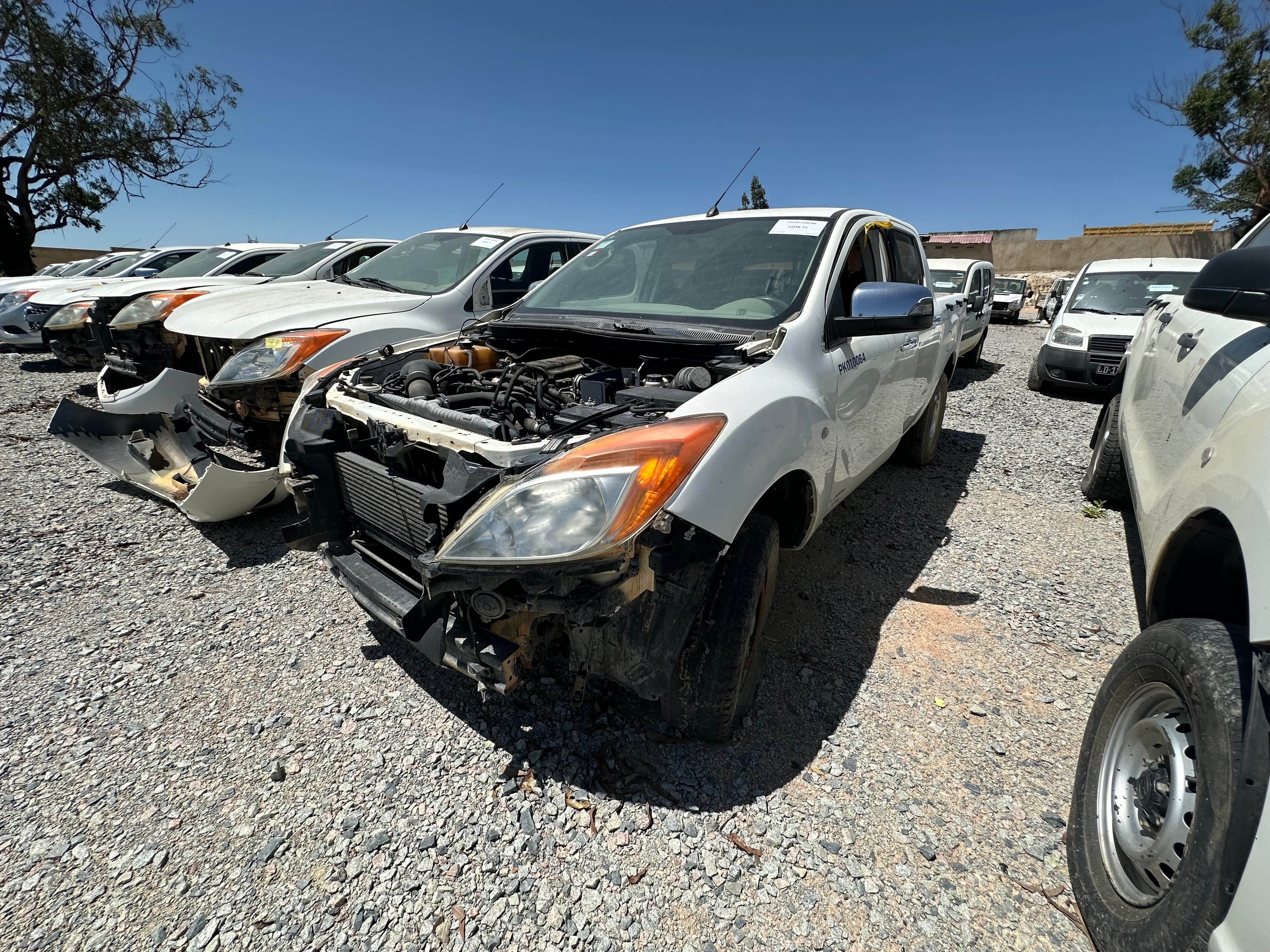 MAZDA BT50-4X4 DOUBLE CAB — imagem 3