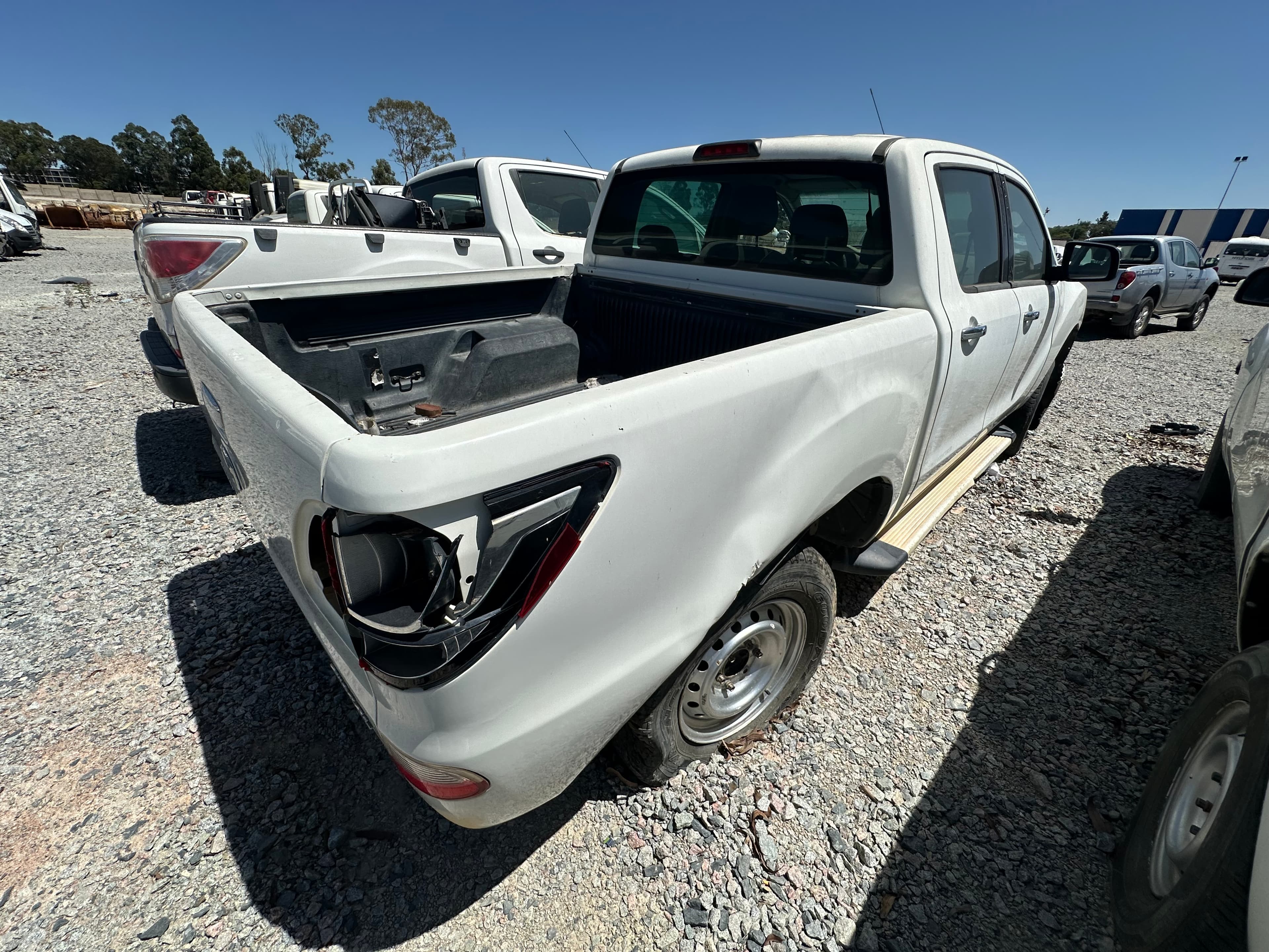 MAZDA BT50-4X4 DOUBLE CAB — imagen 4