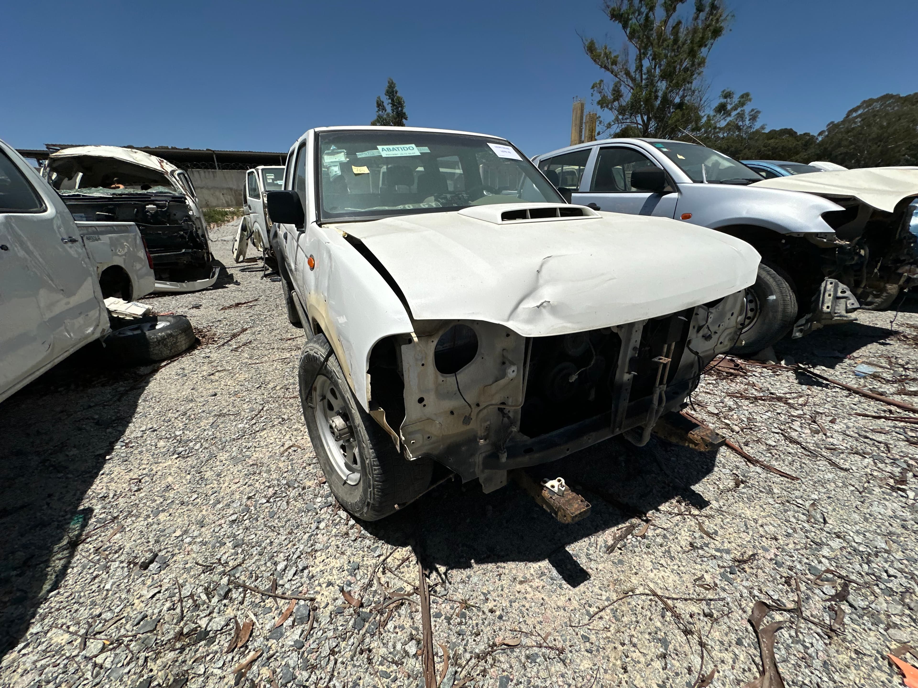 NISSAN HARDBODY 4WD DC — imagen 4
