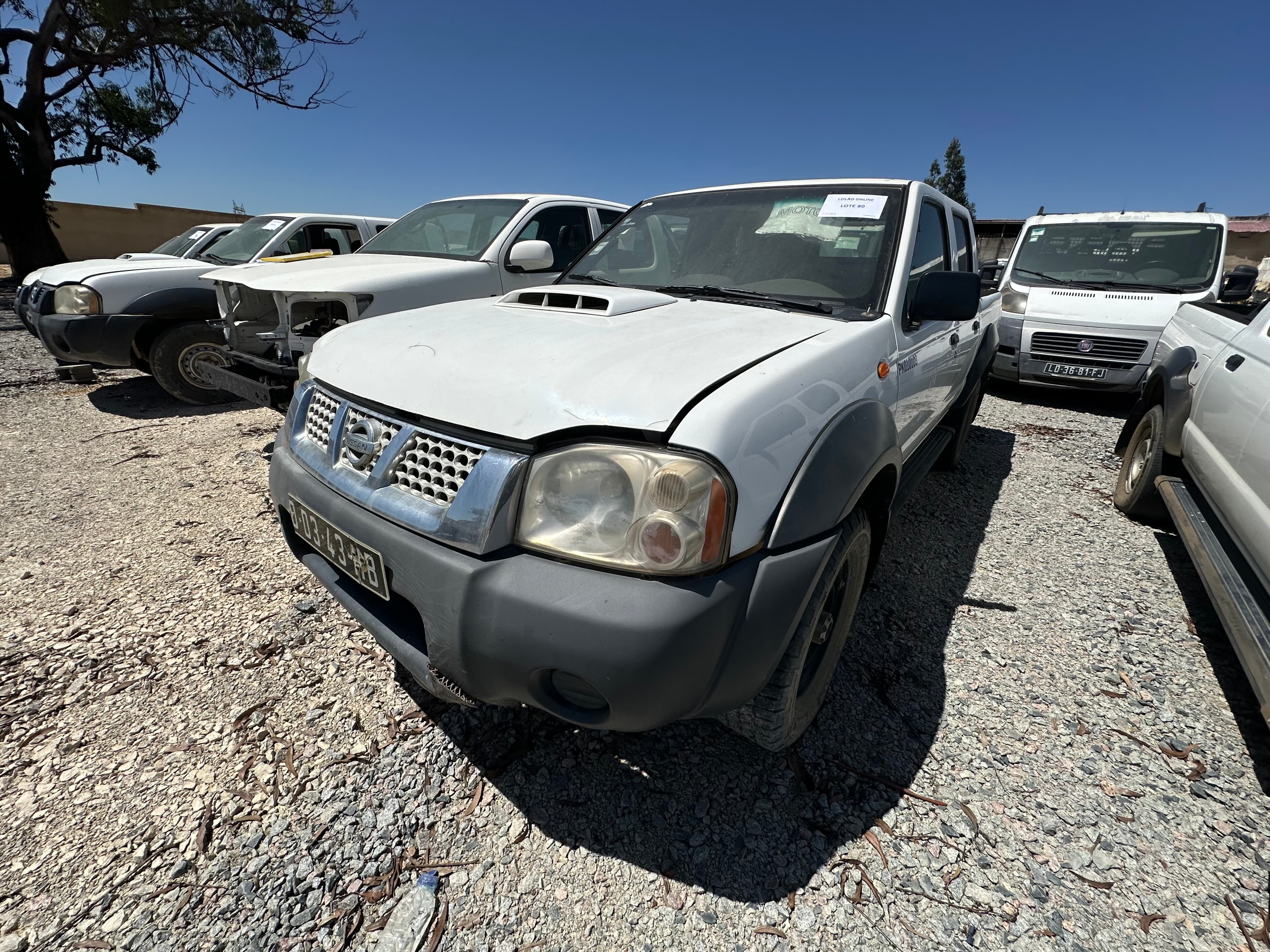 NISSAN HARDBODY 4WD DC — image 1