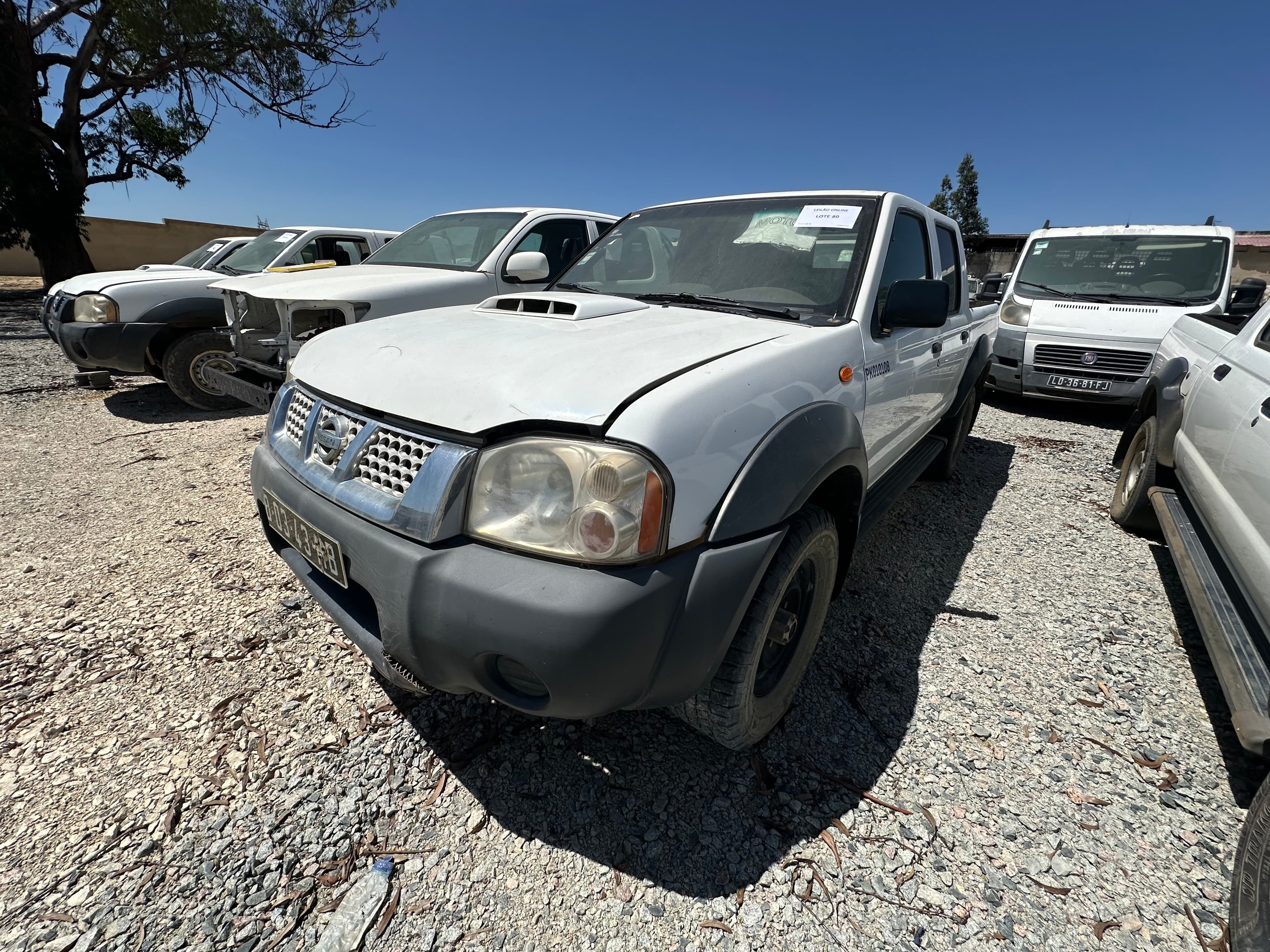 NISSAN HARDBODY 4WD DC — image 7