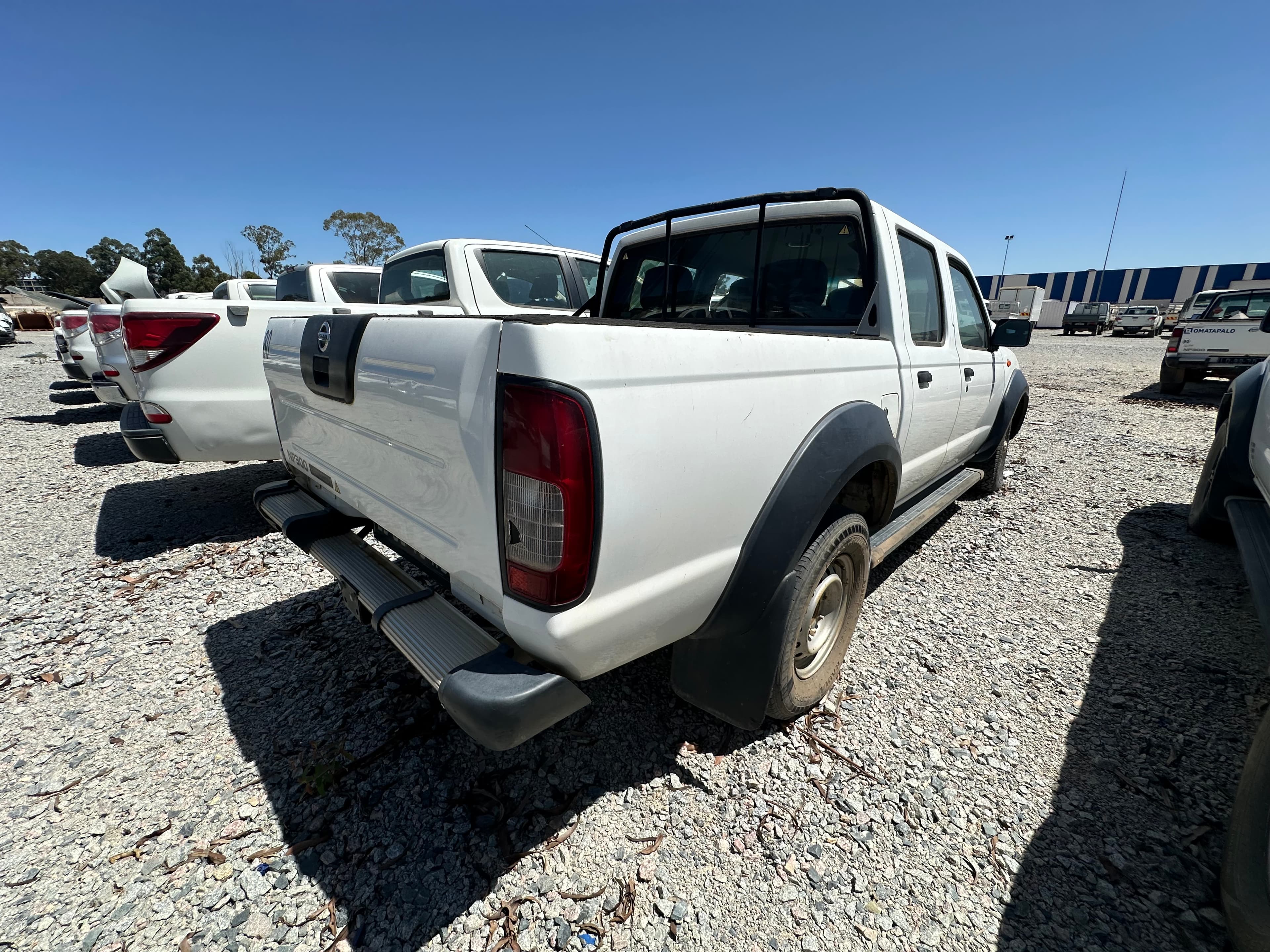 NISSAN HARDBODY 4WD DC — imagem 2
