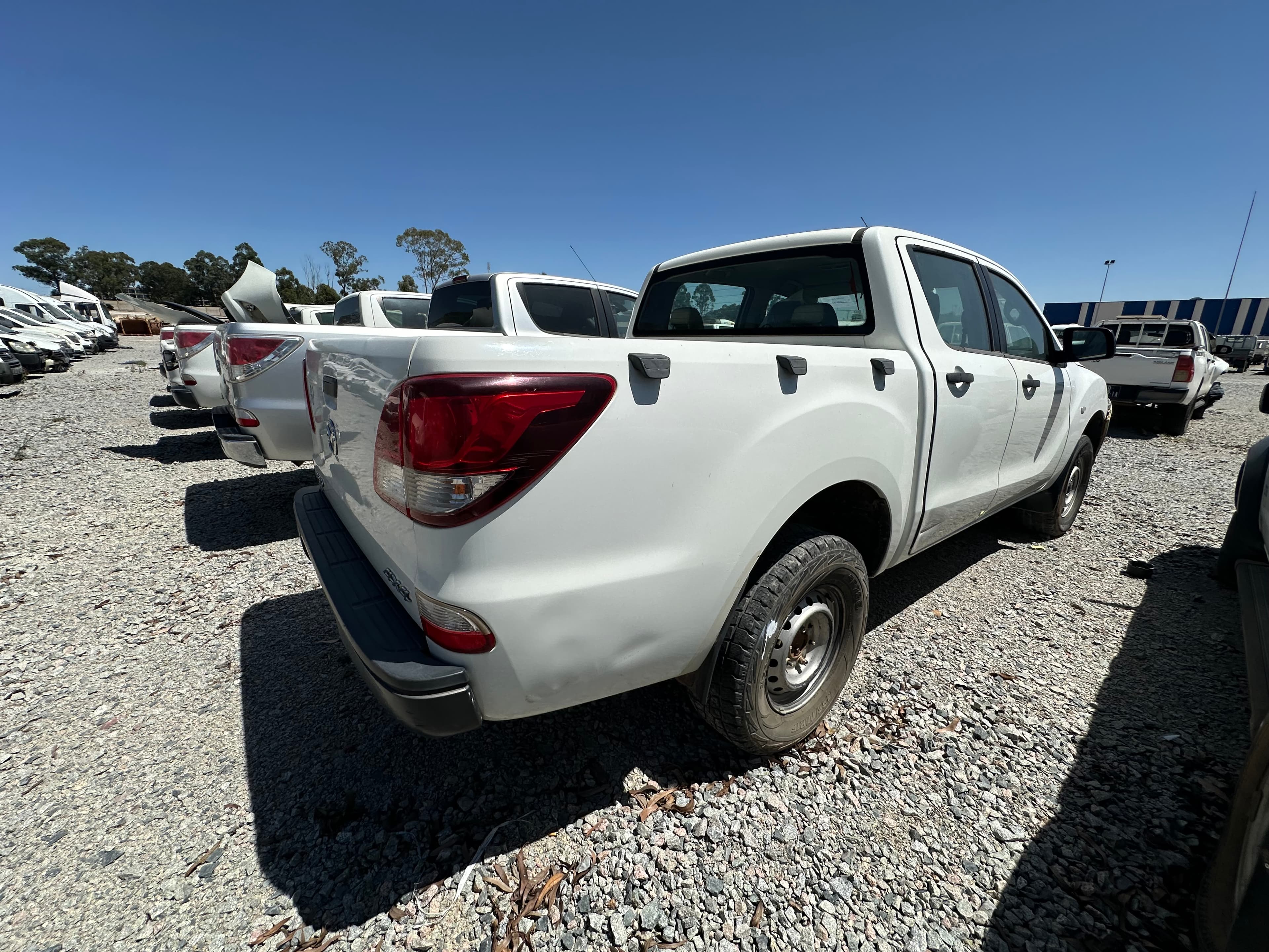 MAZDA BT50-4X4 DOUBLE CAB — imagen 4