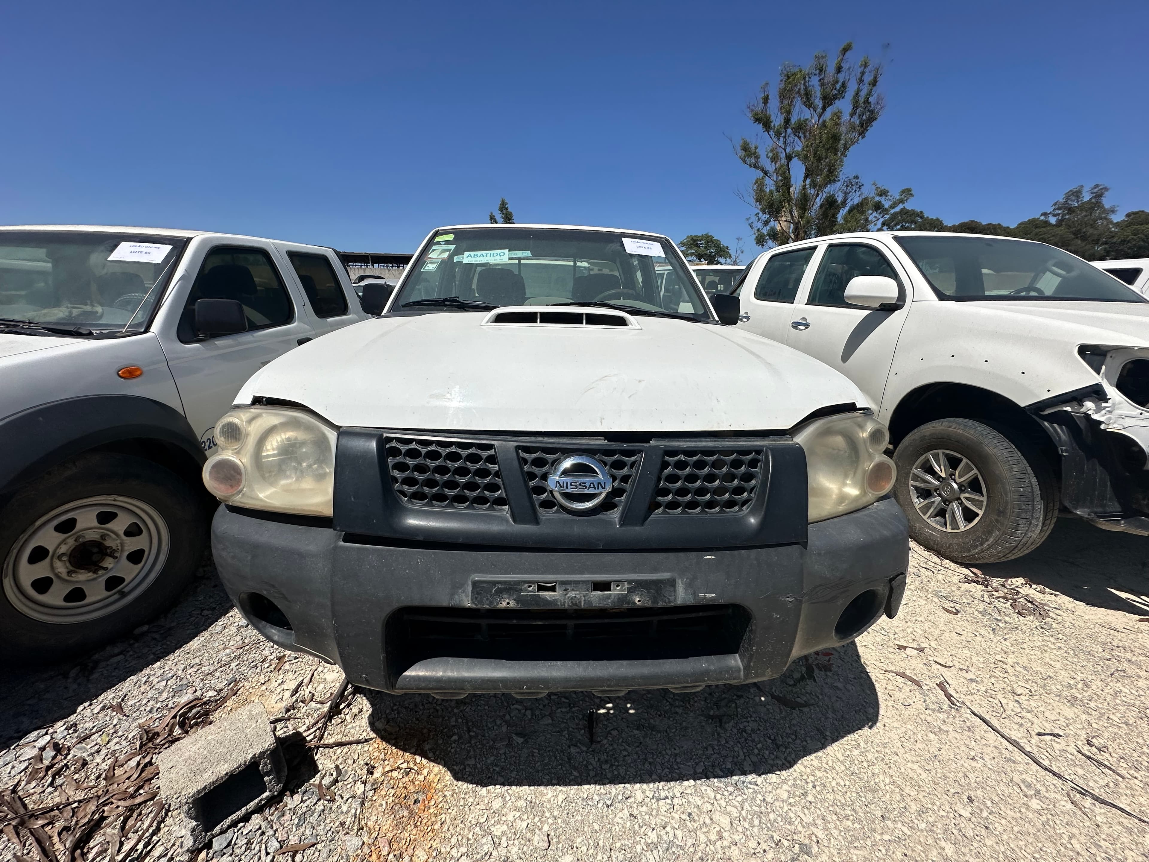 NISSAN NP300 HARDBODY — image 2