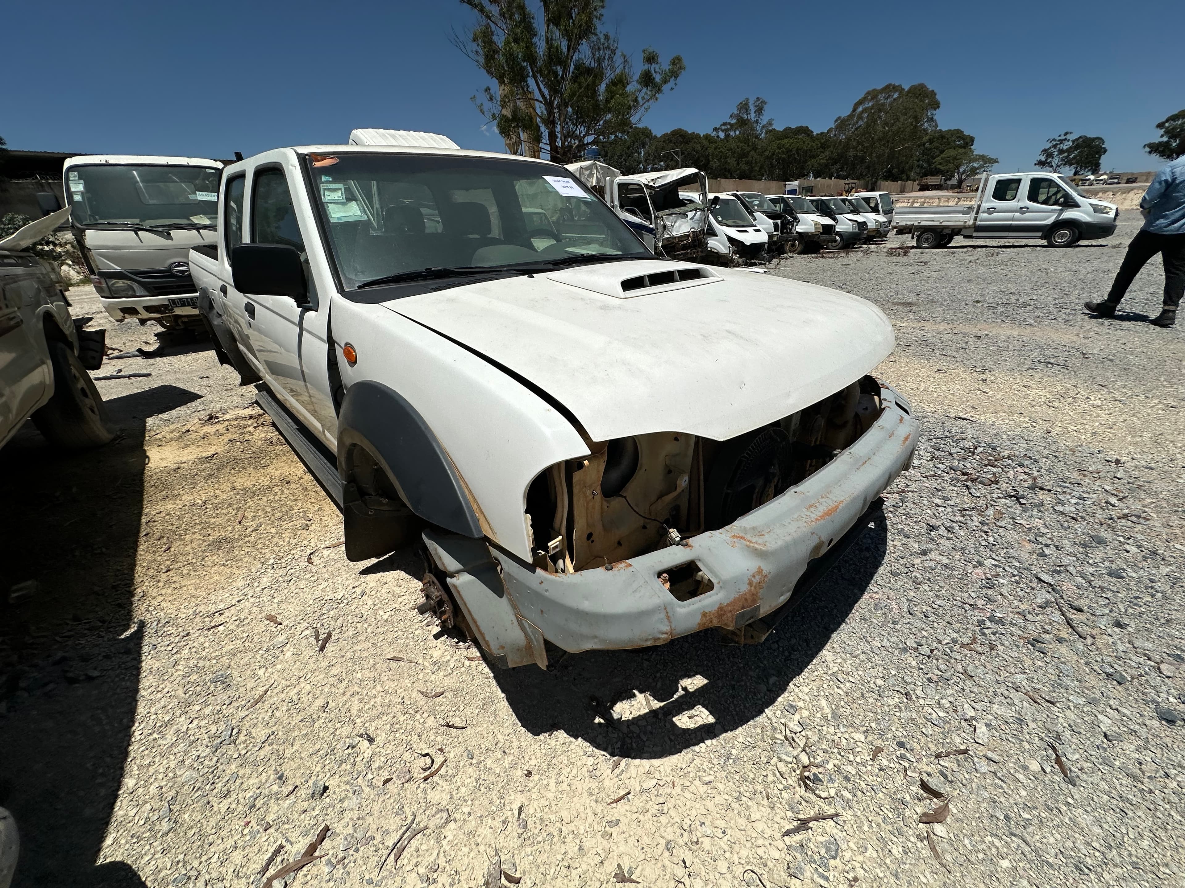 NISSAN HARDBODY 4WD DC — imagen 4