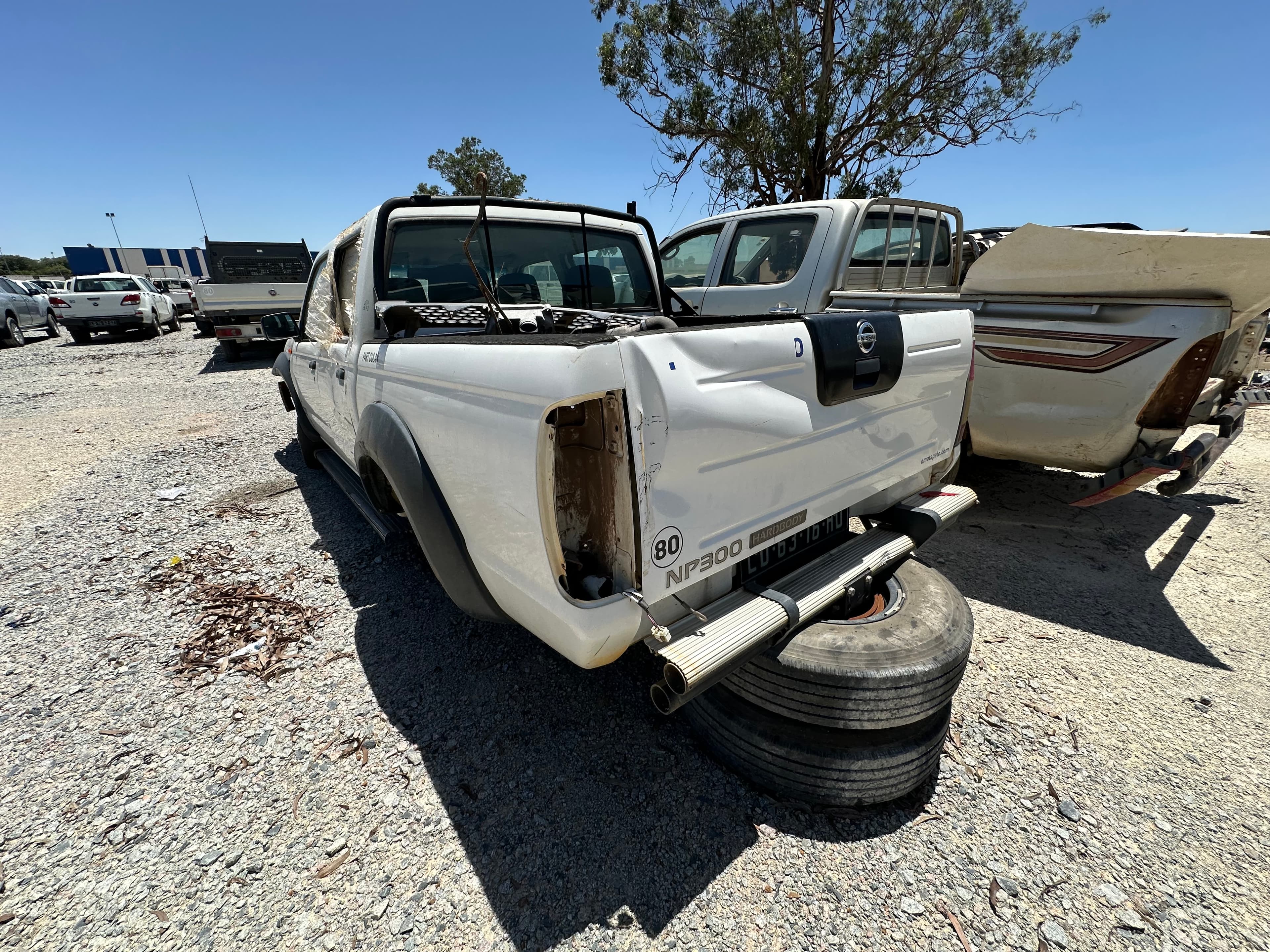 NISSAN HARDBODY 4WD DC — imagen 8