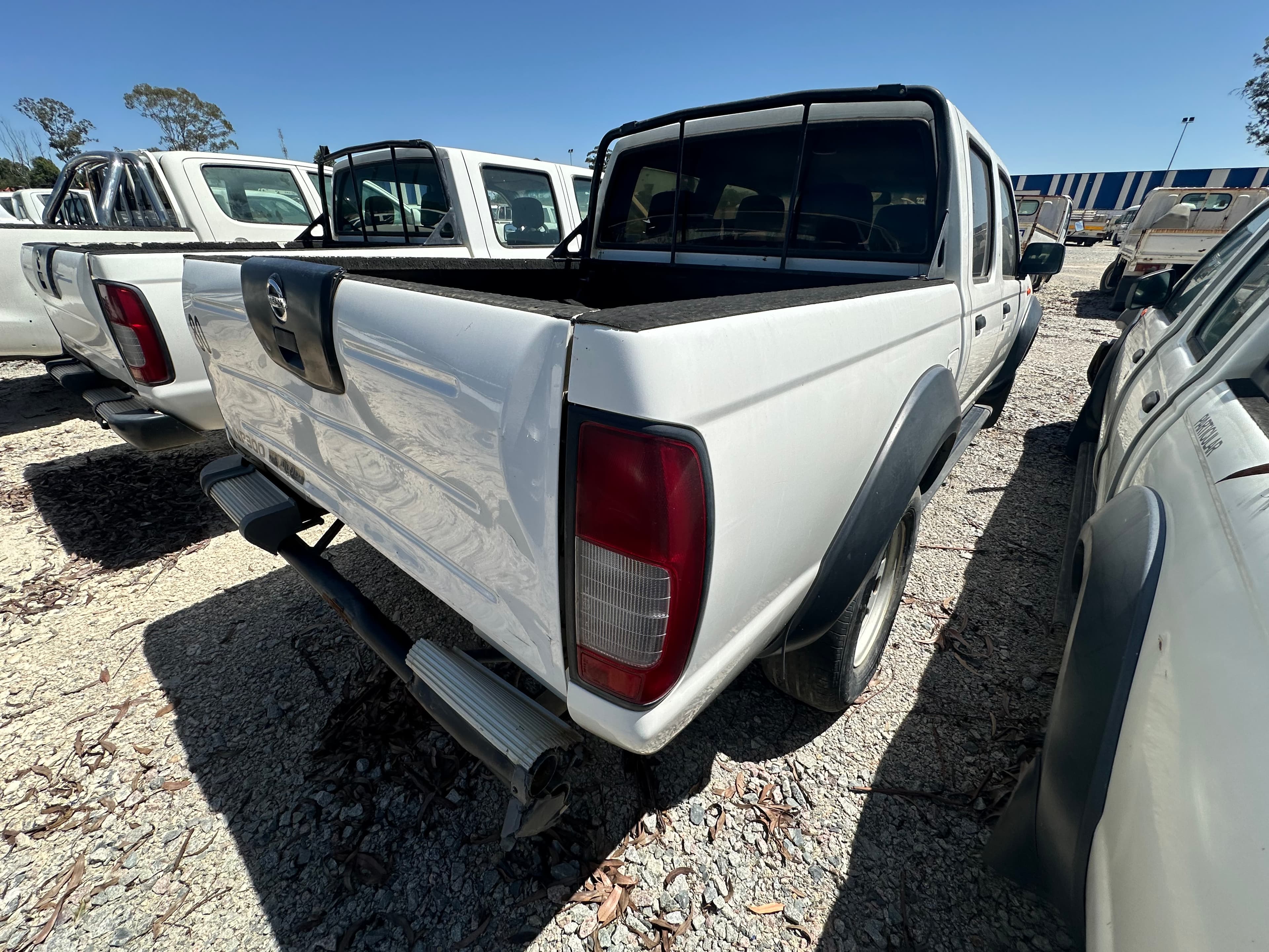 NISSAN HARDBODY 4WD DC — imagen 3