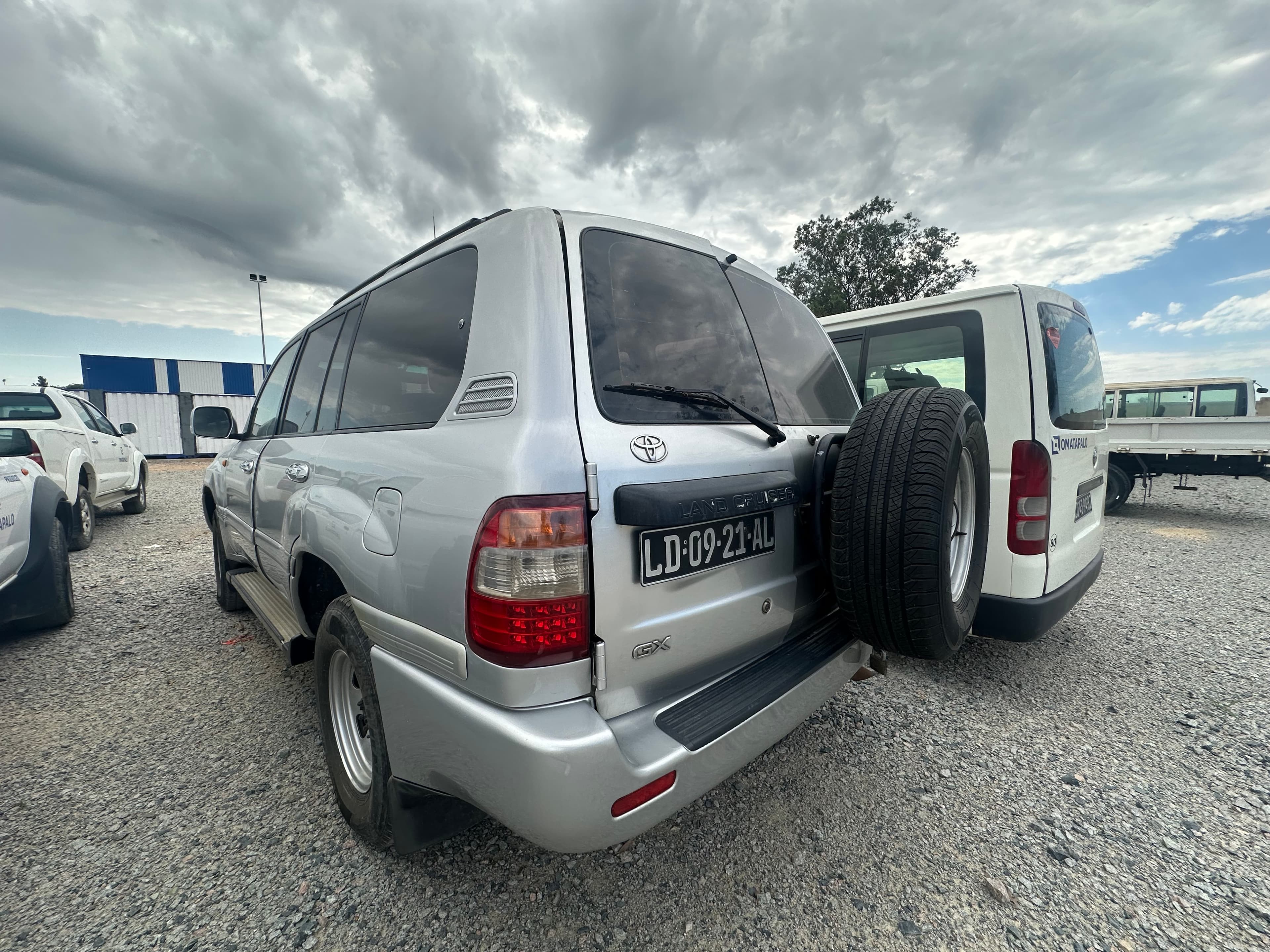 TOYOTA LAND-CRUISER GX — imagen 4