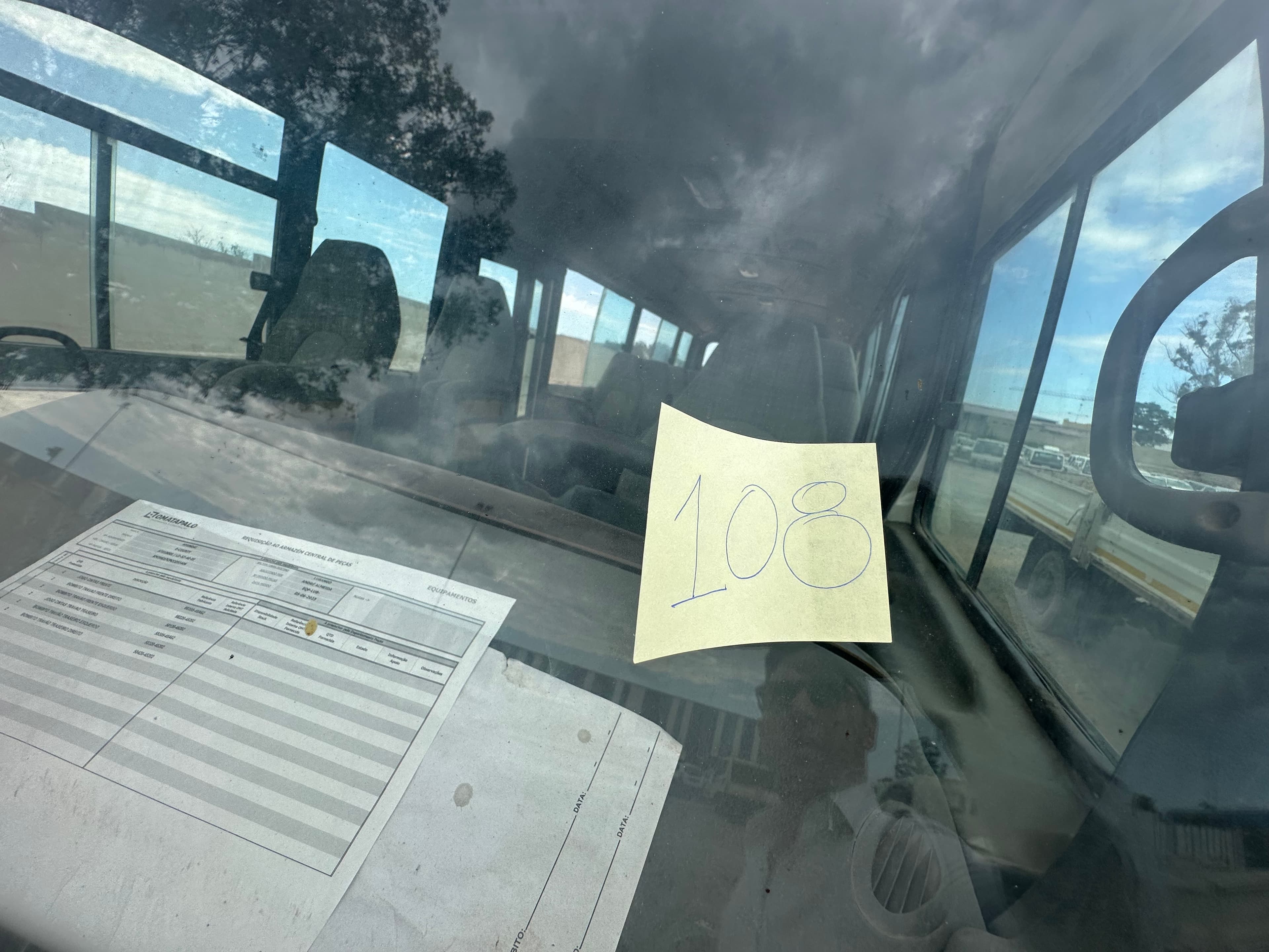HYUNDAI, modelo COUNTY — imagen 8