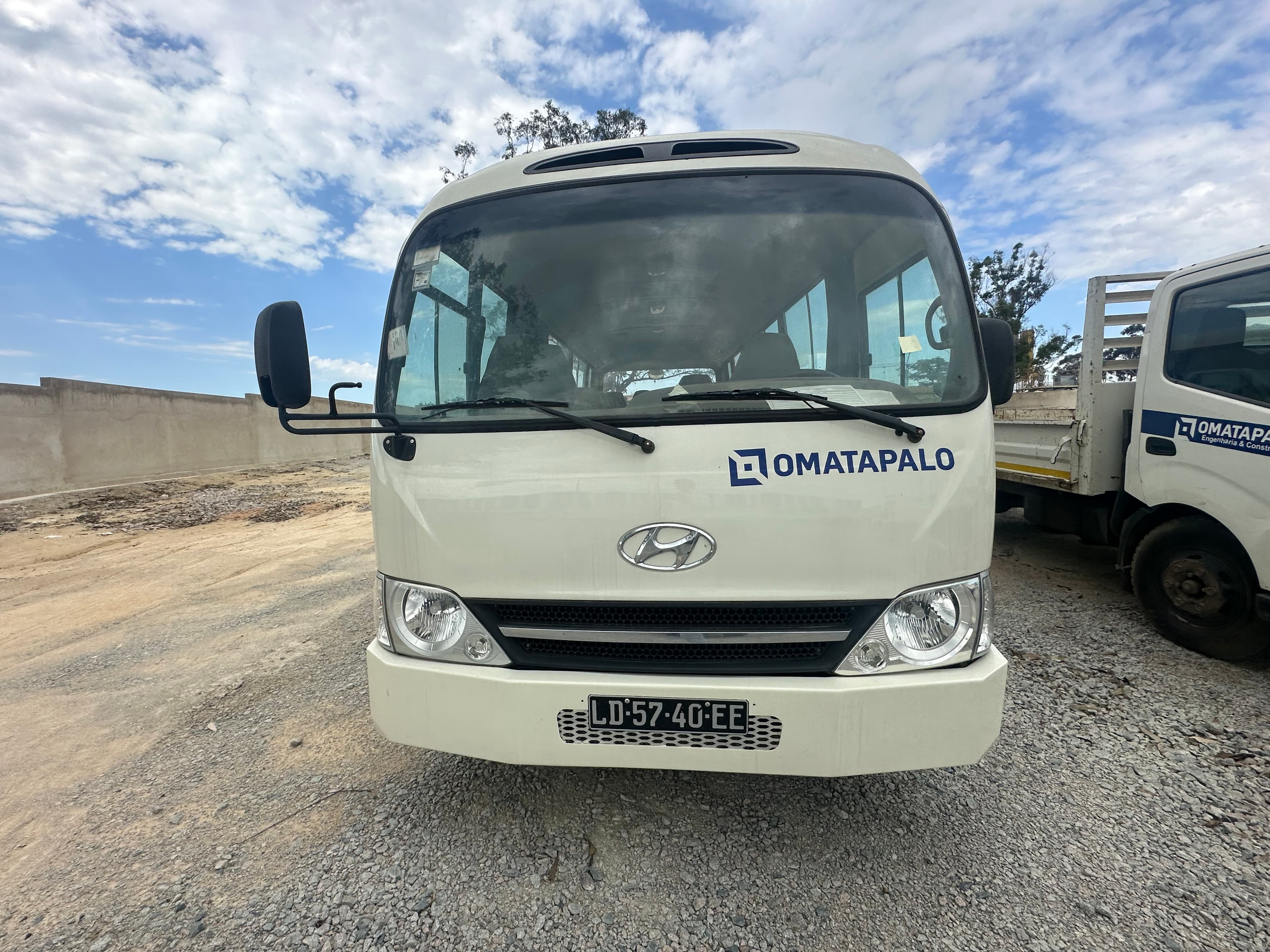 HYUNDAI, modelo COUNTY — imagen 7