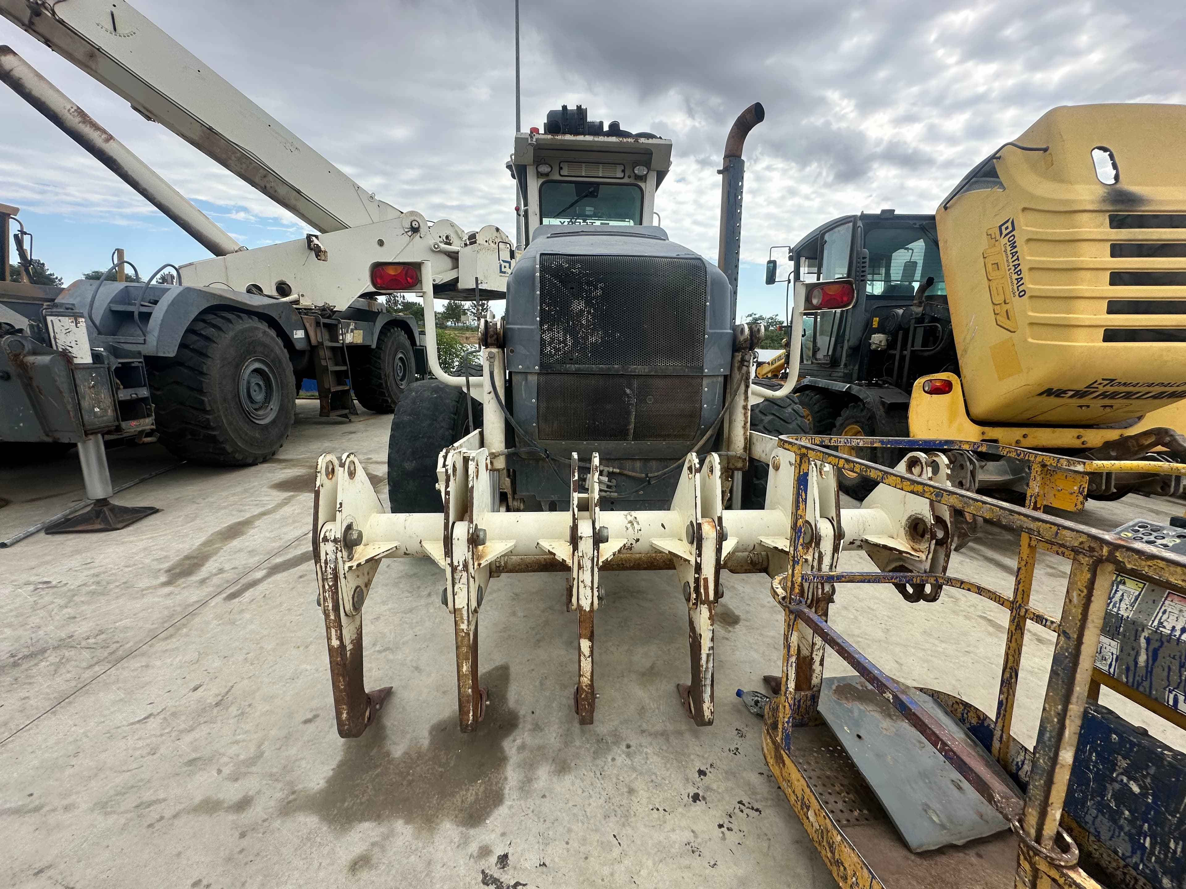 Motoniveladora TEREX TG230 — image 4