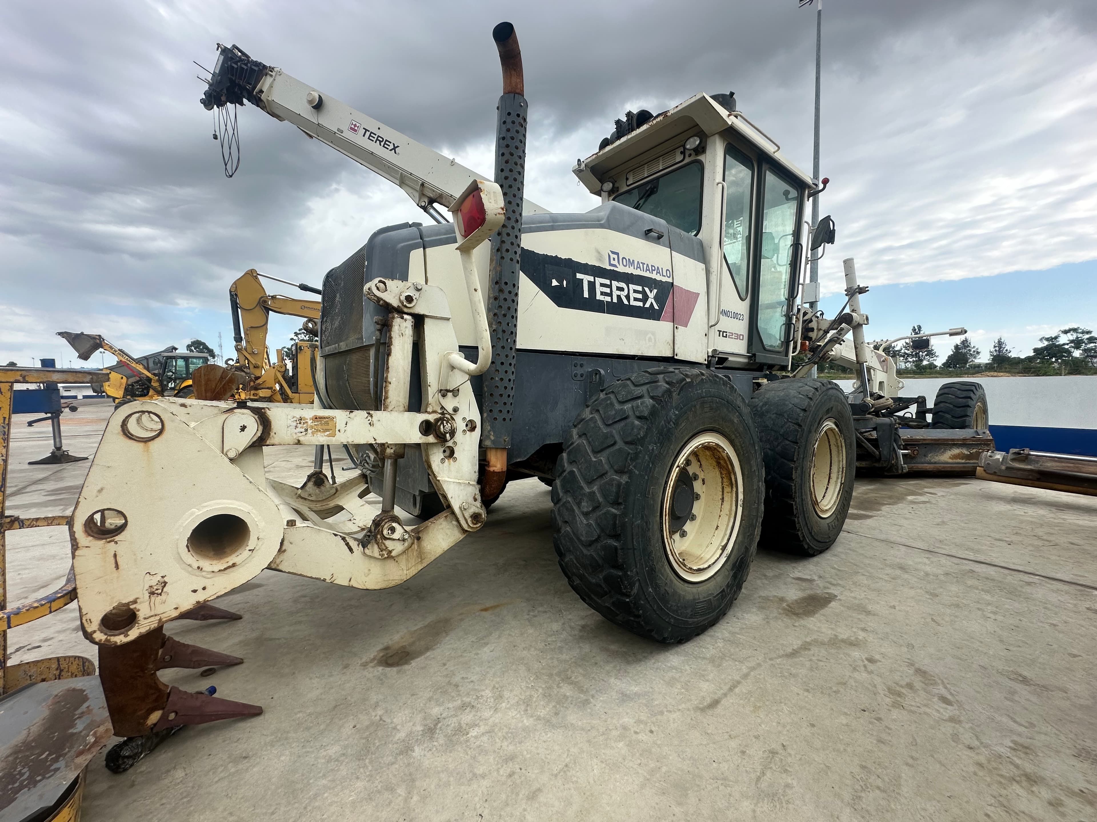 Motoniveladora TEREX TG230 — image 5