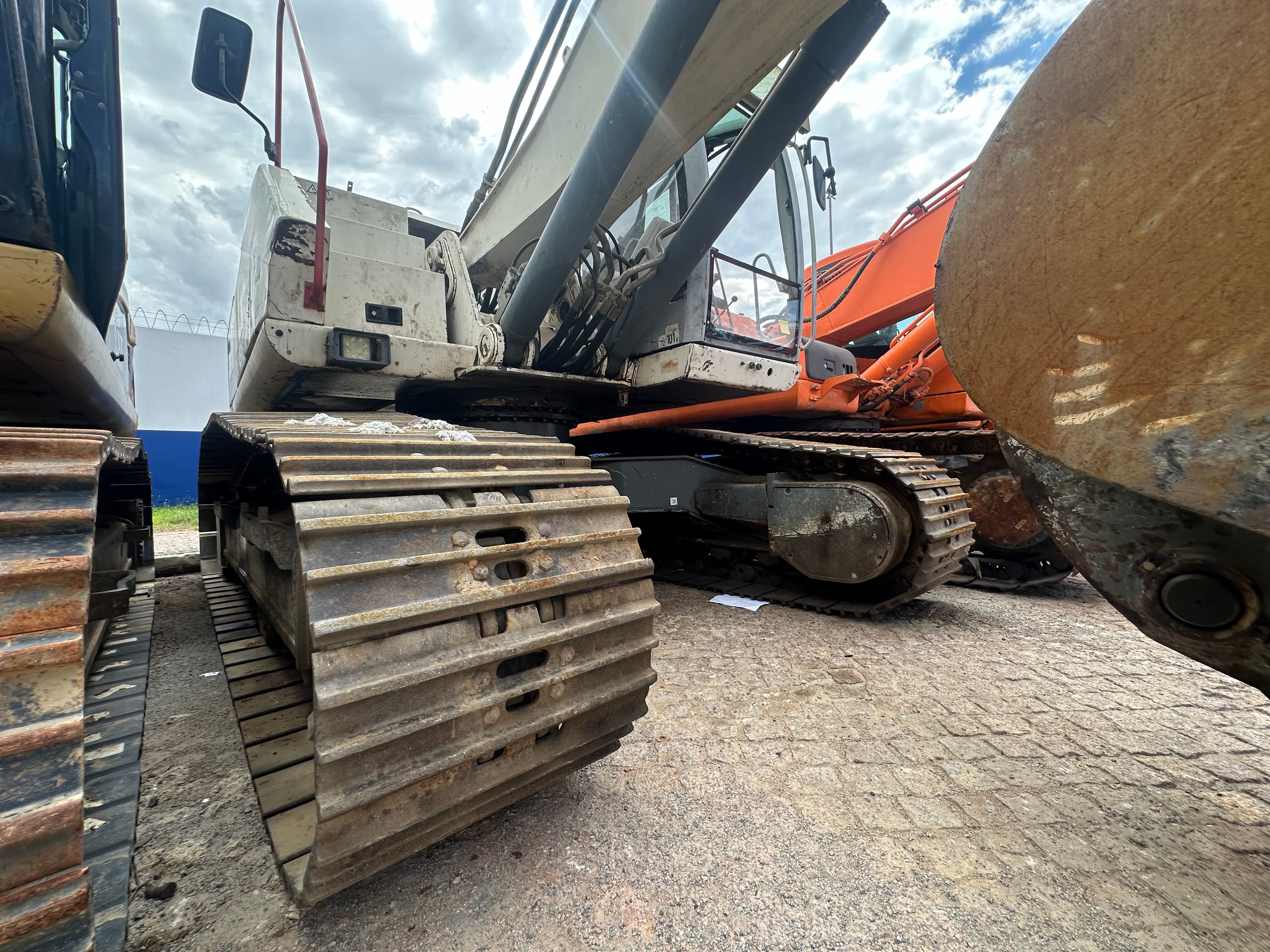 Escavadora de Rastos TEREX TC225LC — image 7