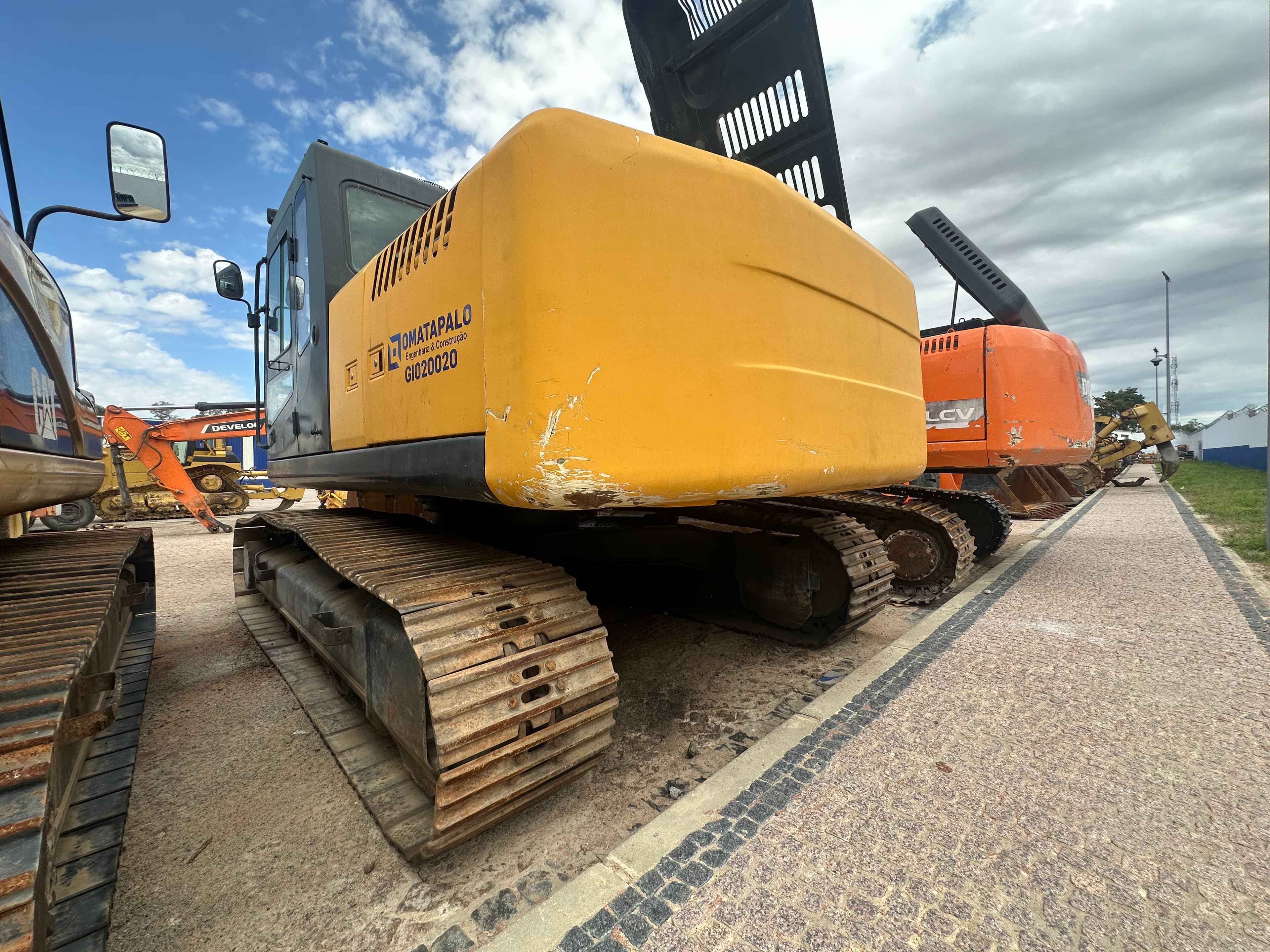 Escavadora de Rastos HYUNDAI ROBEX210LC-7 — imagen 8