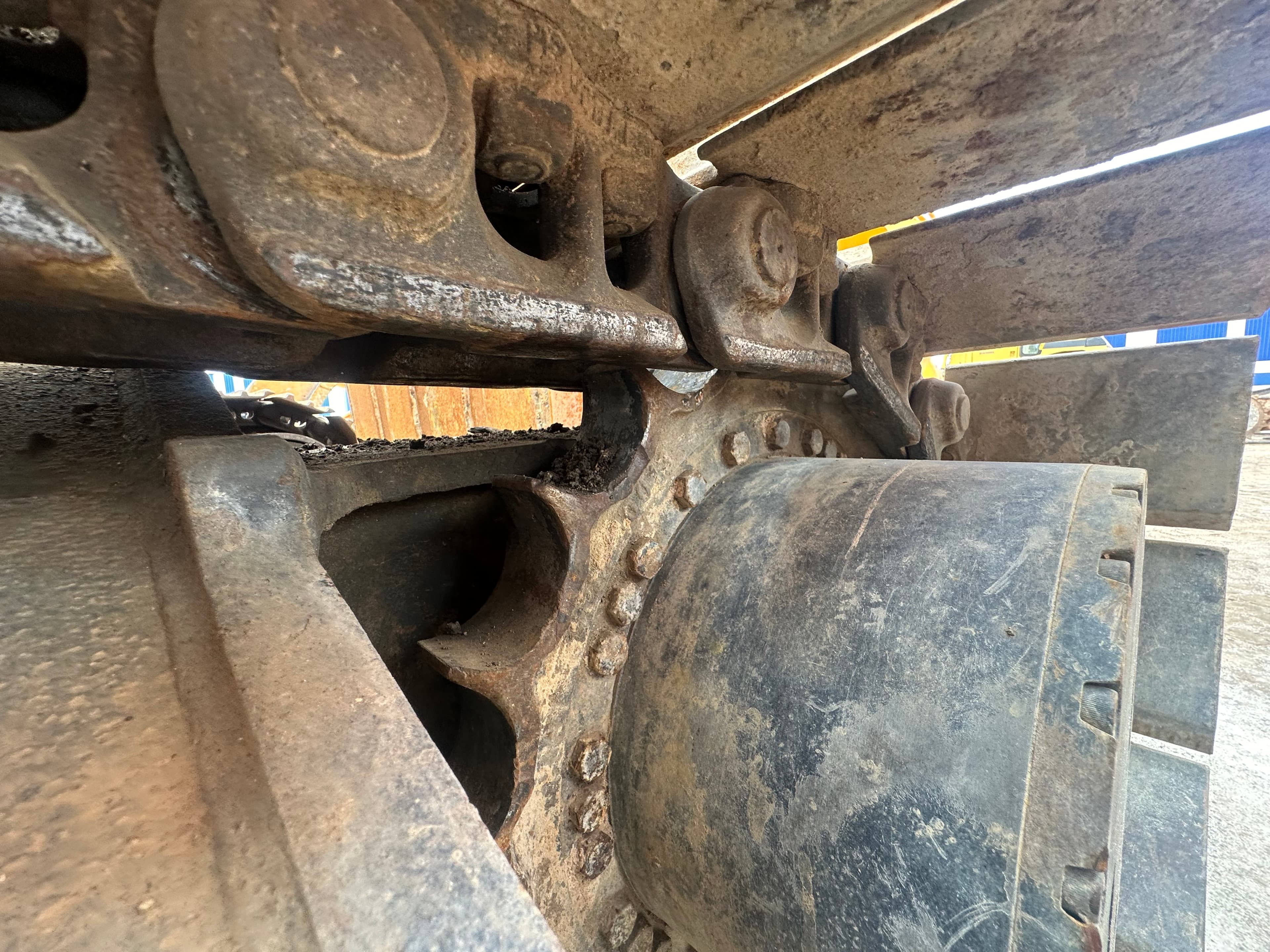 Escavadora de Rastos HYUNDAI ROBEX210LC-7 — imagen 10