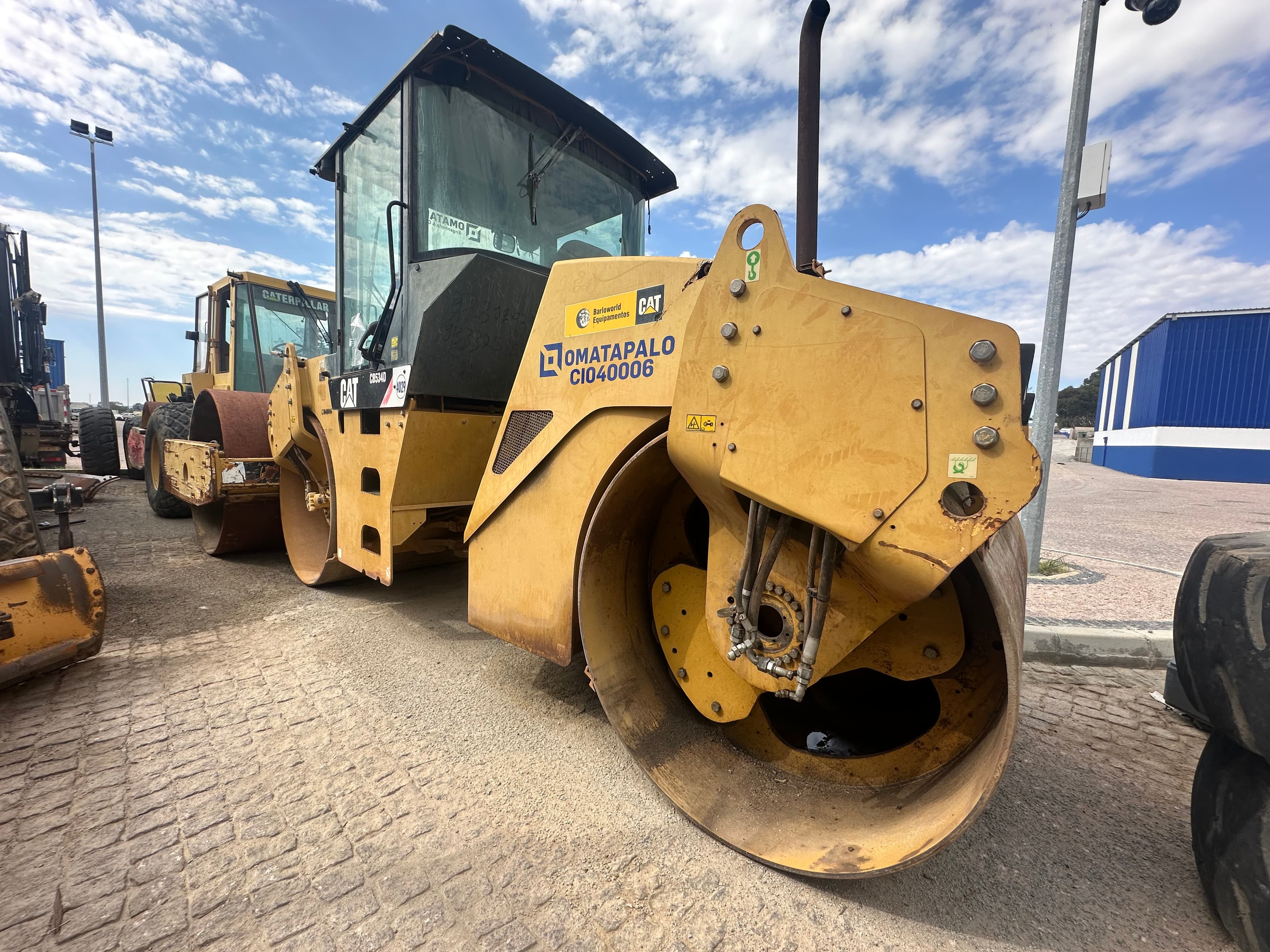 Cilindro Auto Vib. De Rolos CATERPILLAR CB-534D — imagen 9