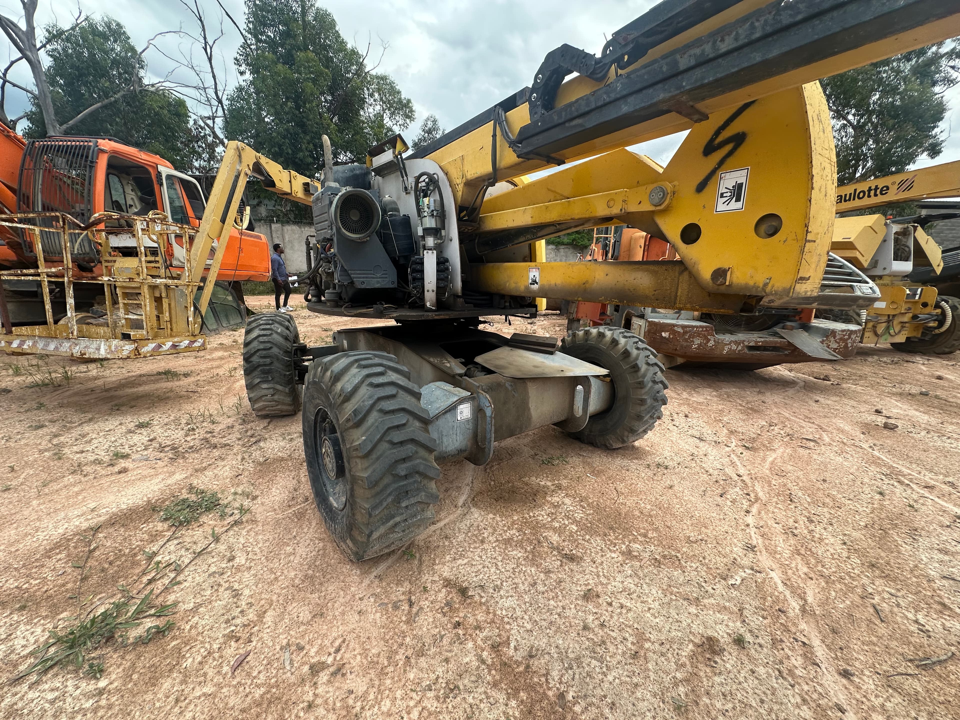 Plataforma HAULOTTE HA16X — imagen 4