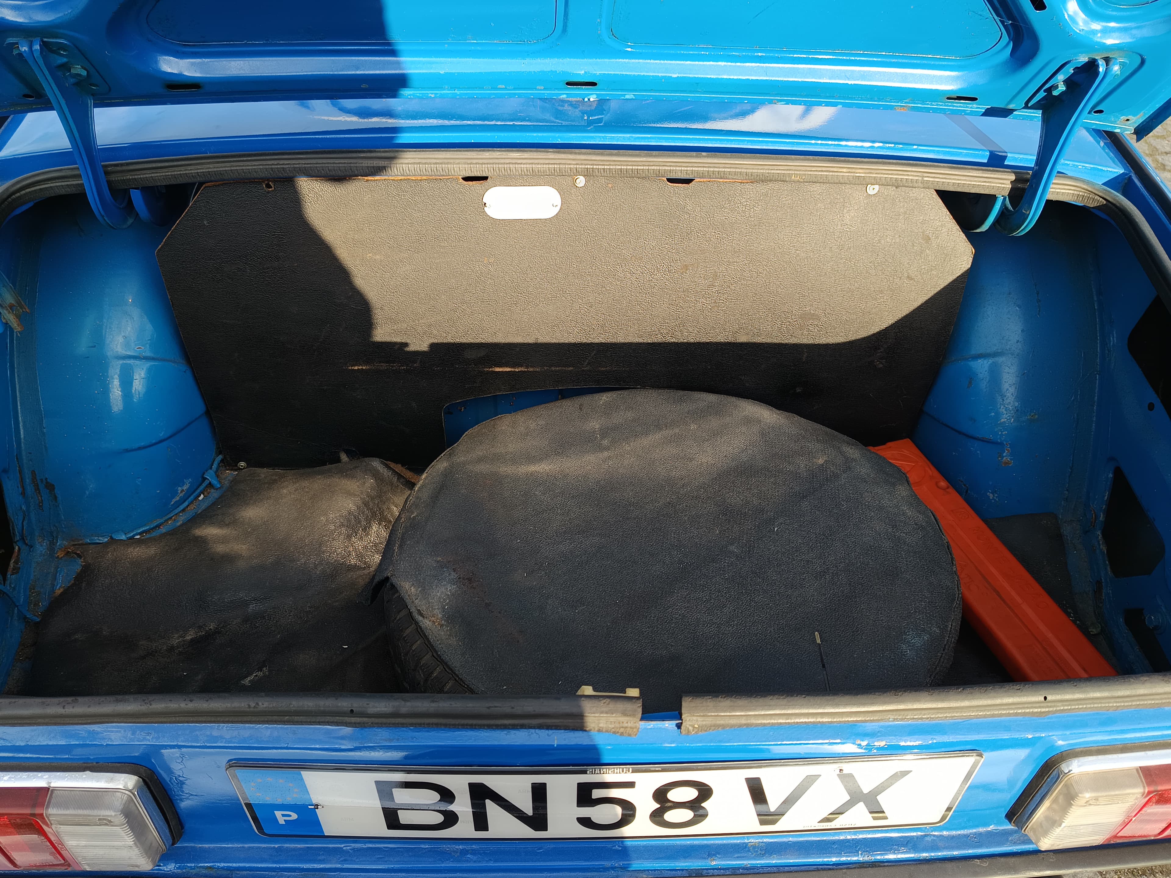 Triumph Spitfire 1500 Cabrio · Ano 1978 — image 14