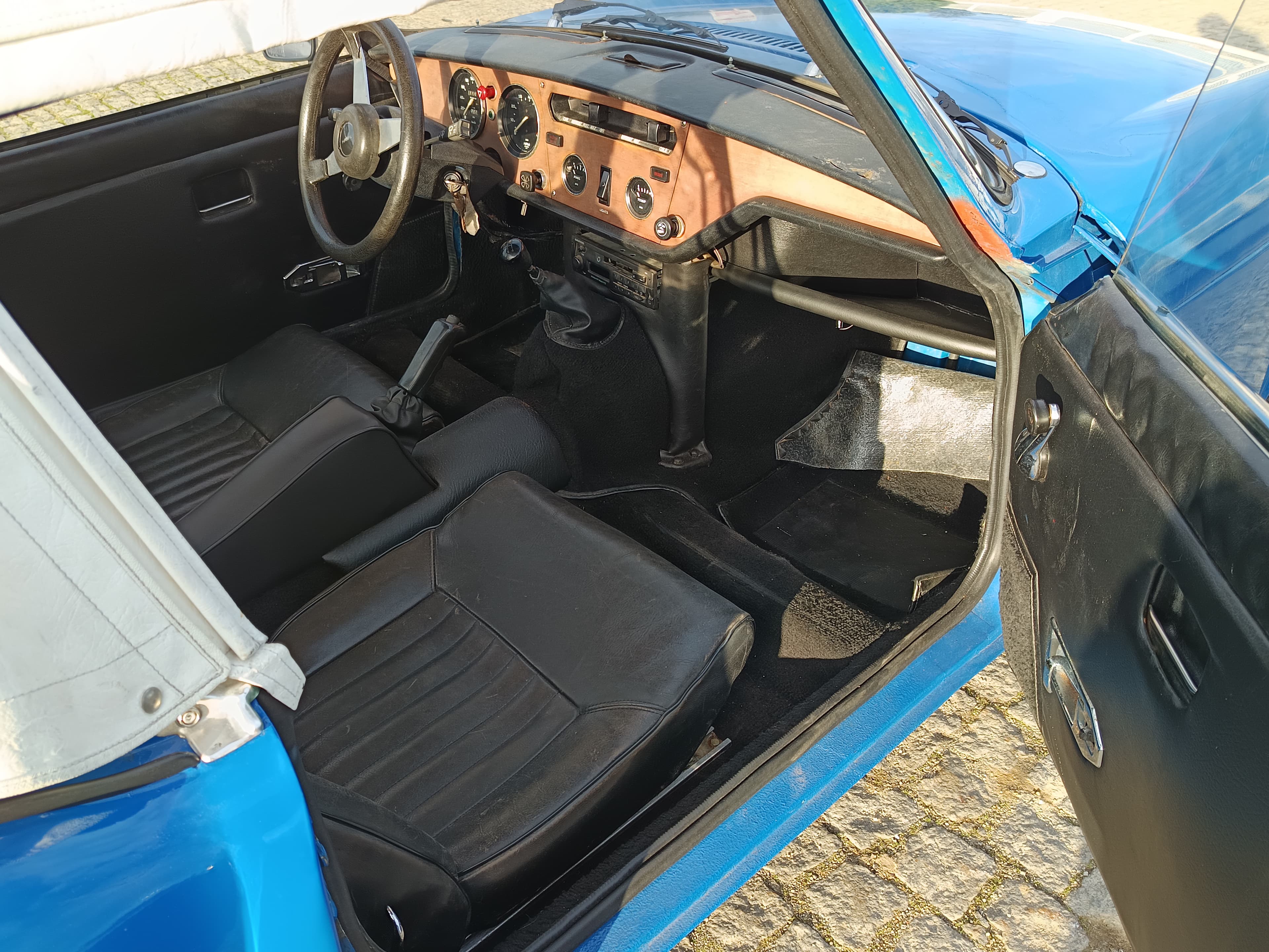 Triumph Spitfire 1500 Cabrio · Ano 1978 — image 20