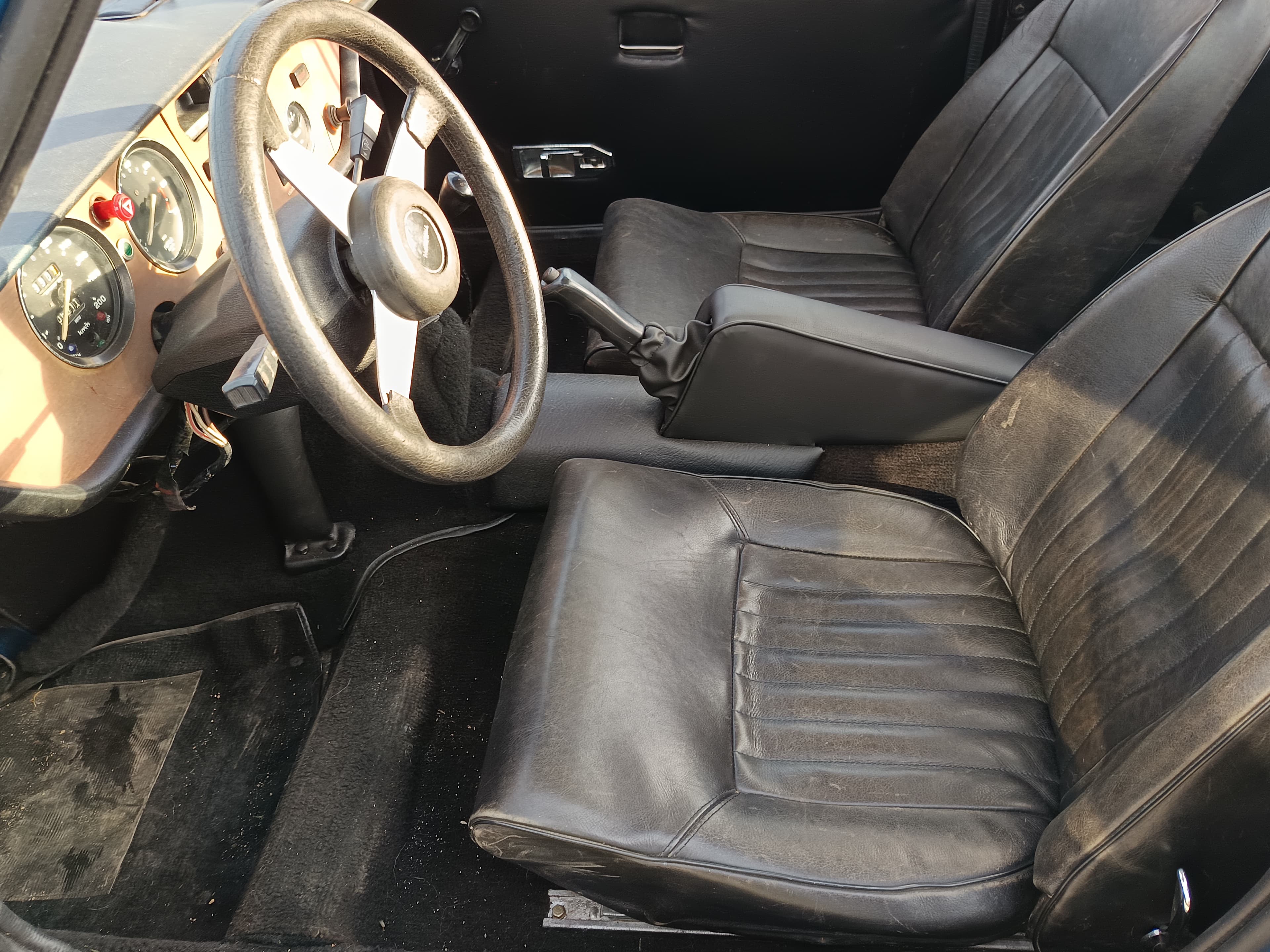Triumph Spitfire 1500 Cabrio · Ano 1978 — image 26