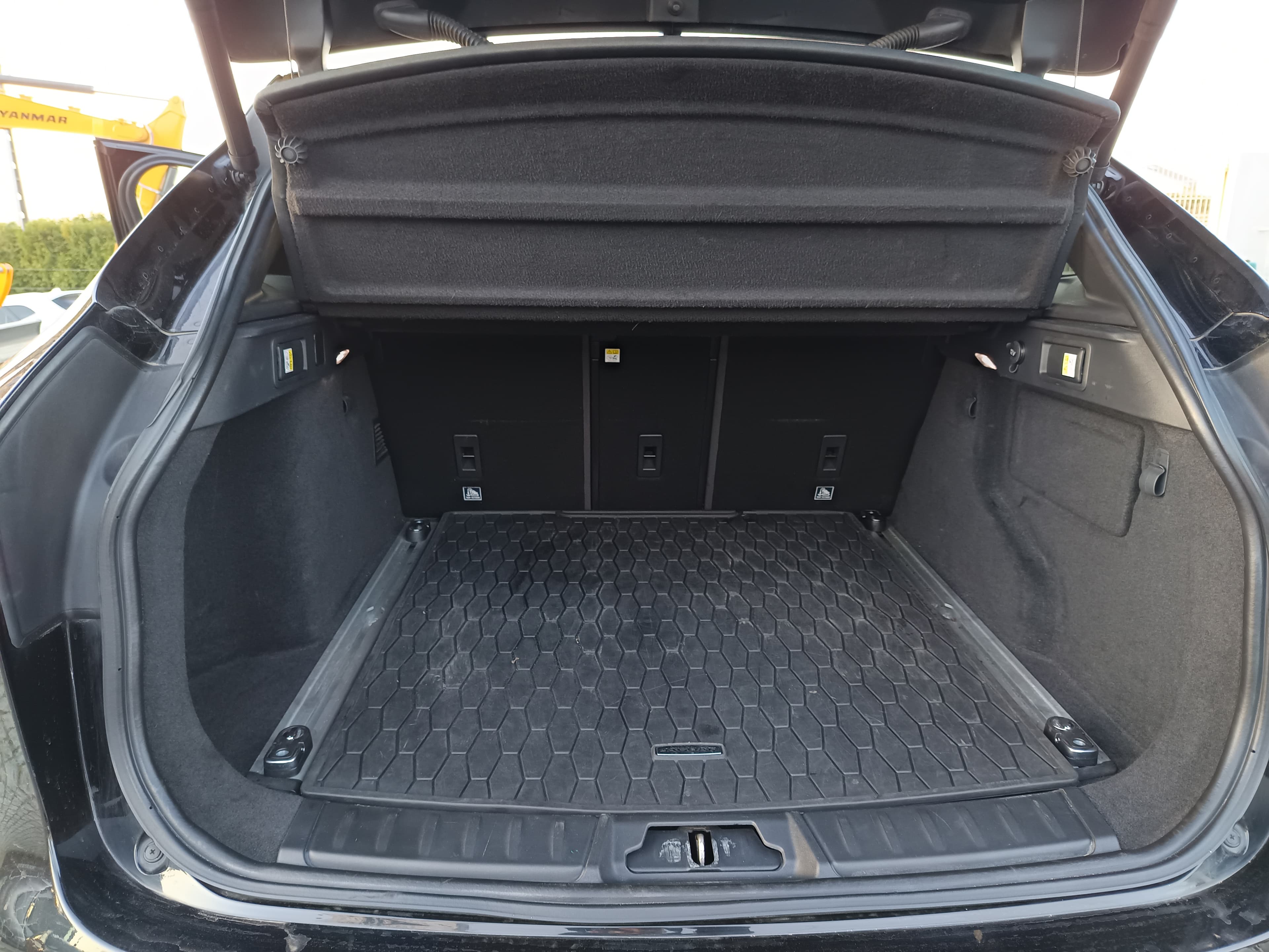 Jaguar F-Pace · Ano 2016 — imagen 26