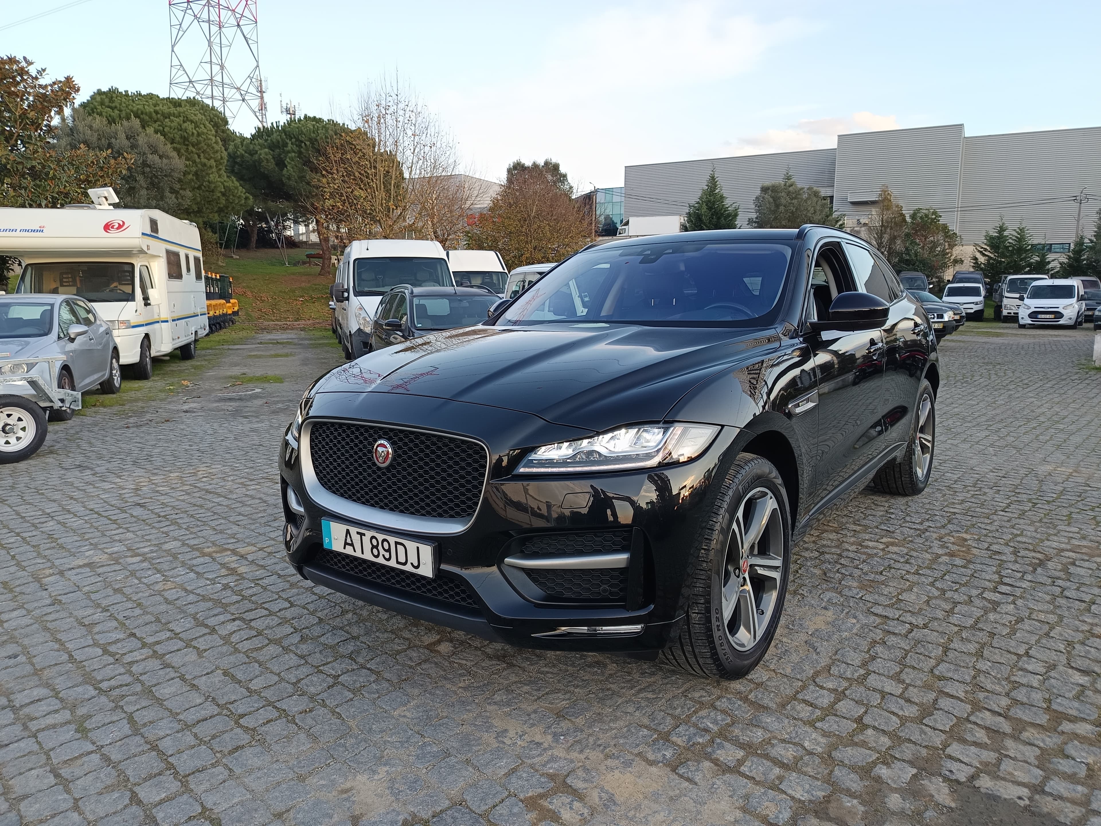 Jaguar F-Pace · Ano 2016 — imagen 1