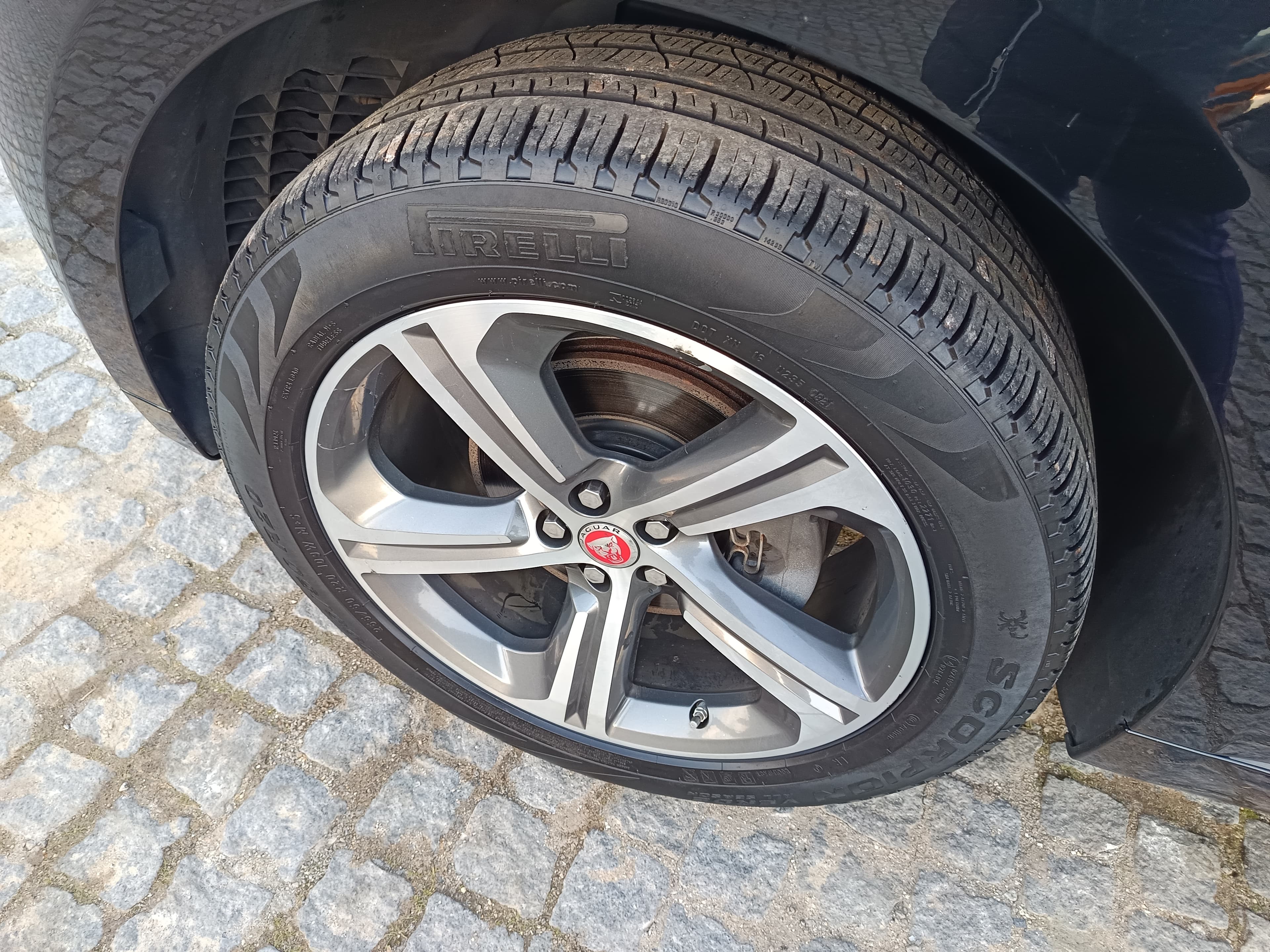 Jaguar F-Pace · Ano 2016 — imagen 15