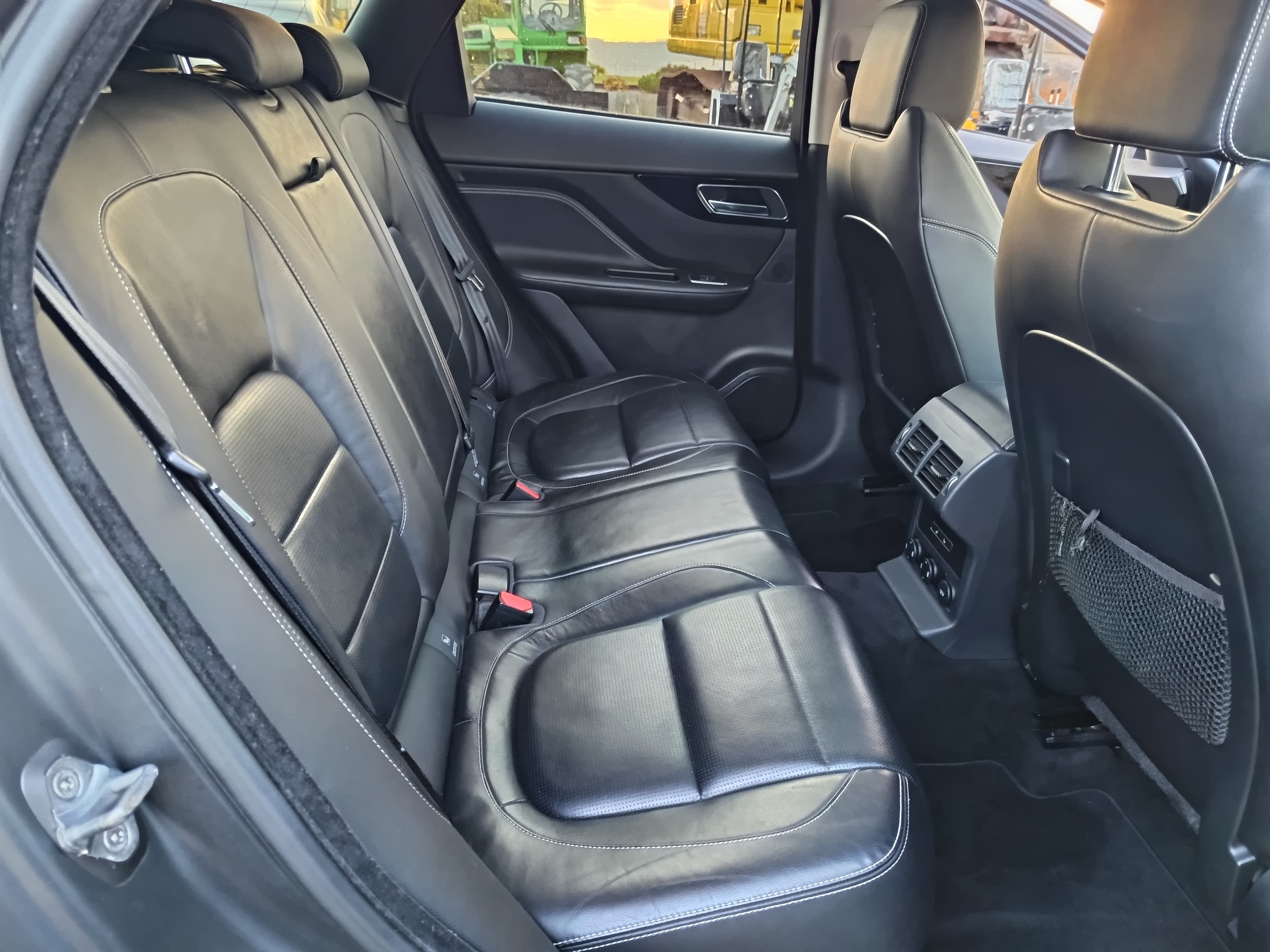 Jaguar F-Pace · Ano 2016 — imagen 22