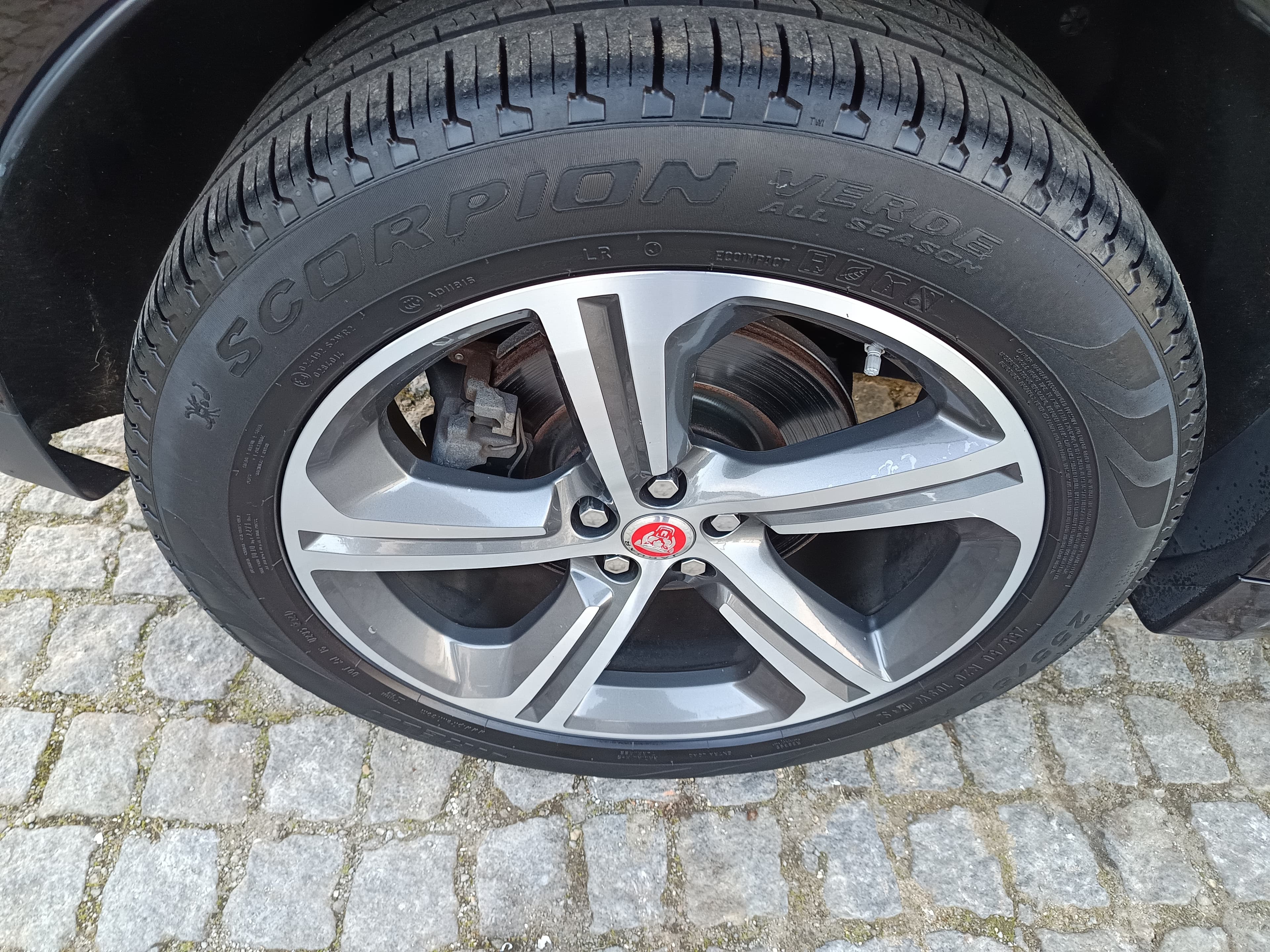 Jaguar F-Pace · Ano 2016 — imagen 13