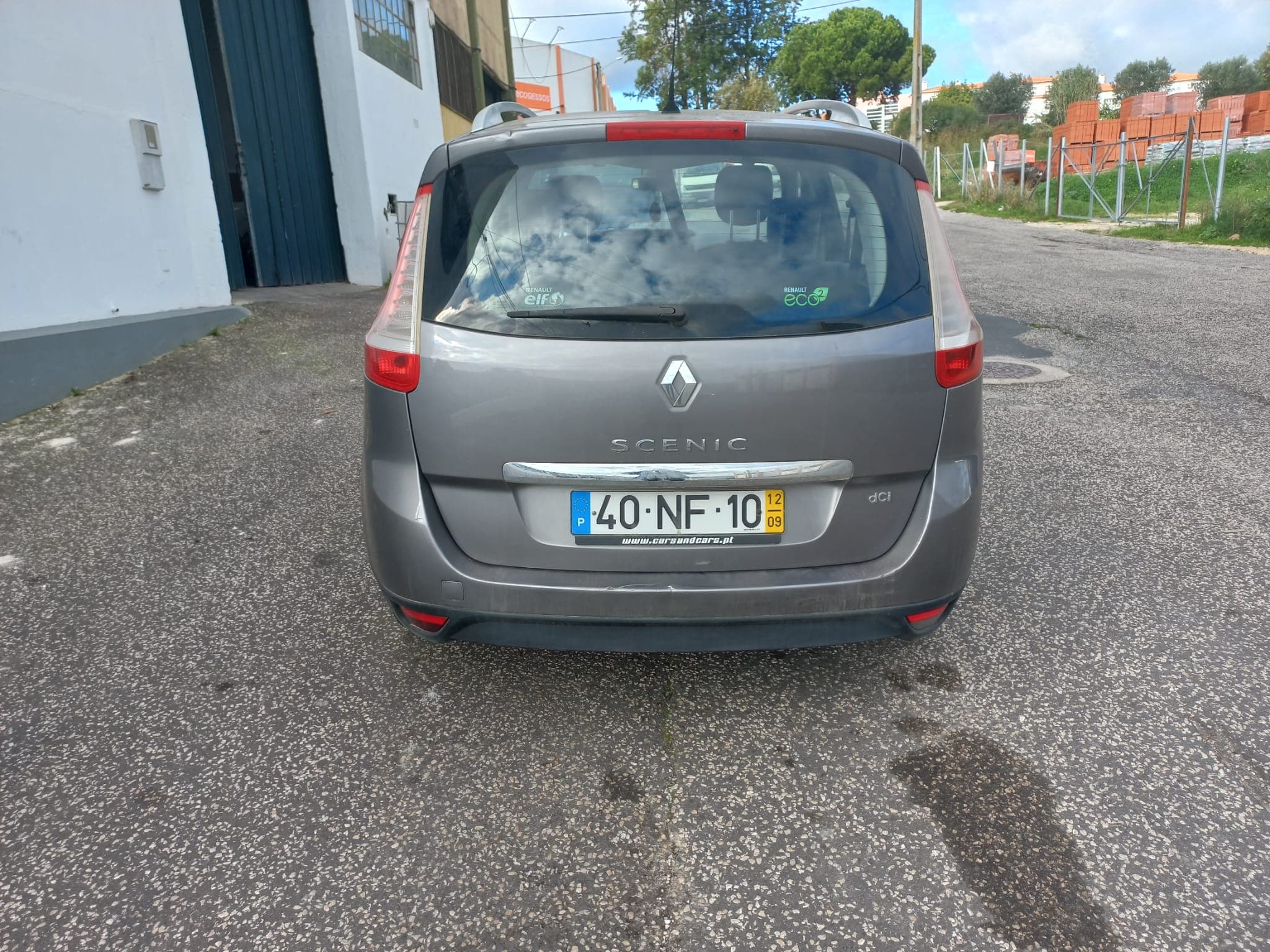 Renault Grand Scénic · Ano 2012 · 7 Lugares — imagen 5
