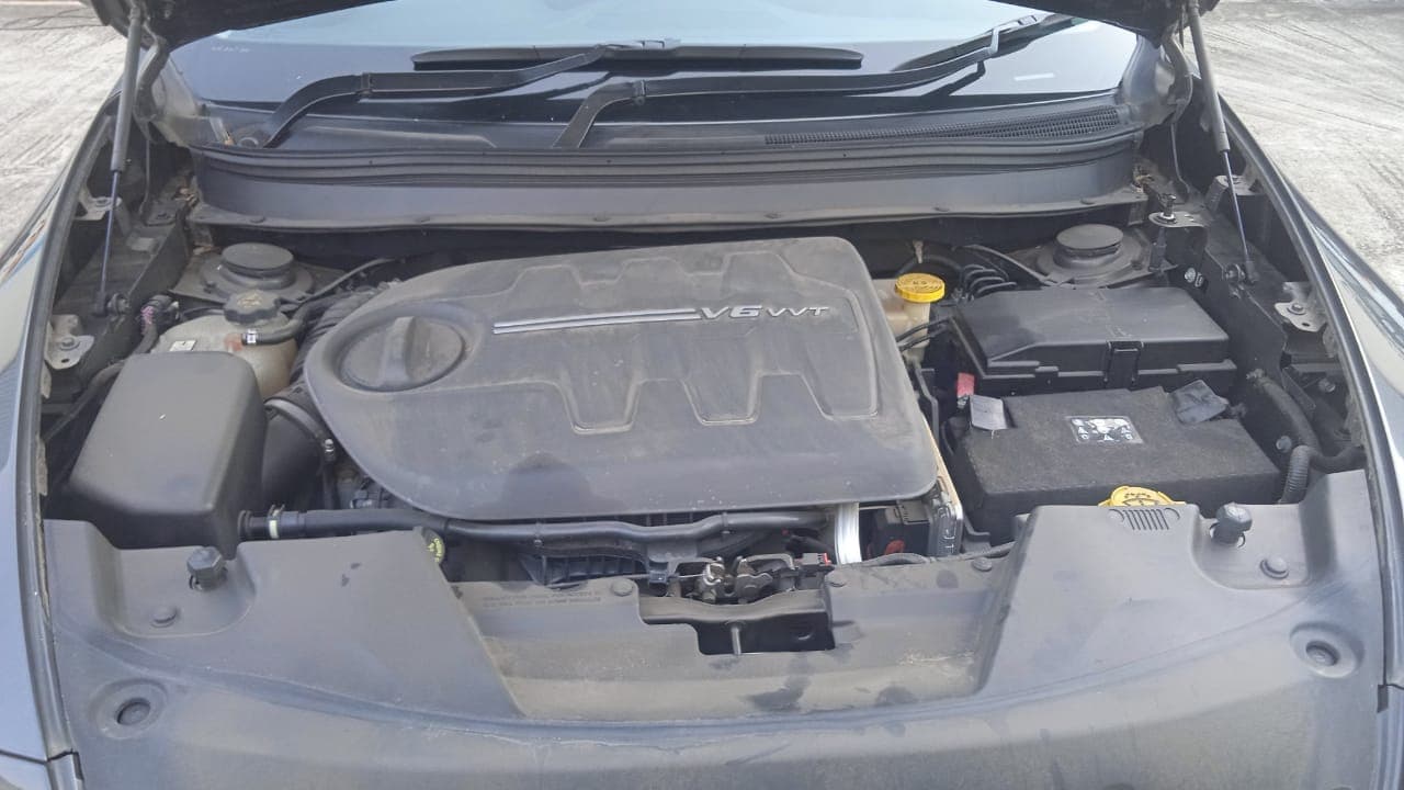 Jeep Cherokee Limited 3.2 — image 8