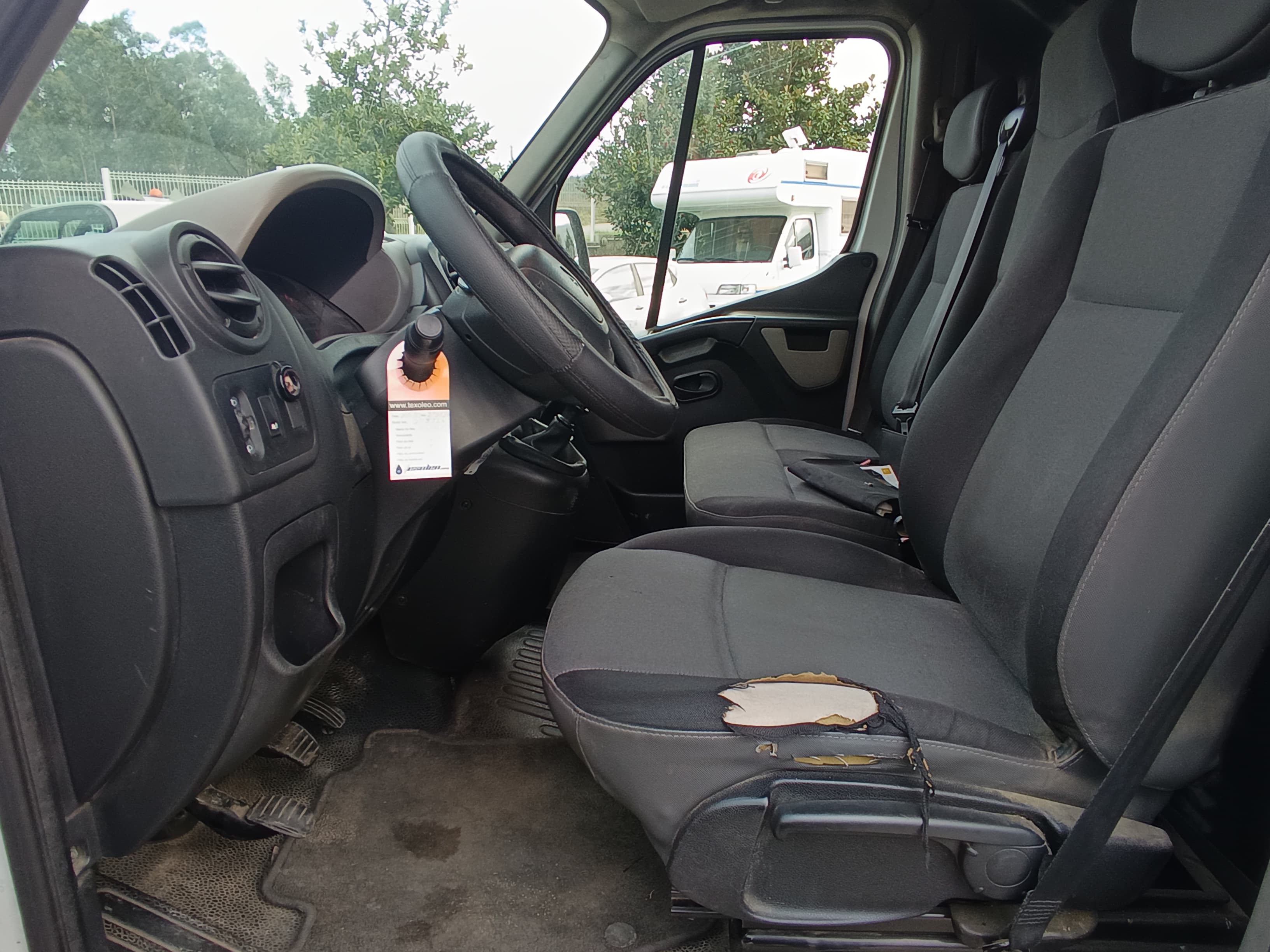 Renault Master · Ano 2015 — imagen 29