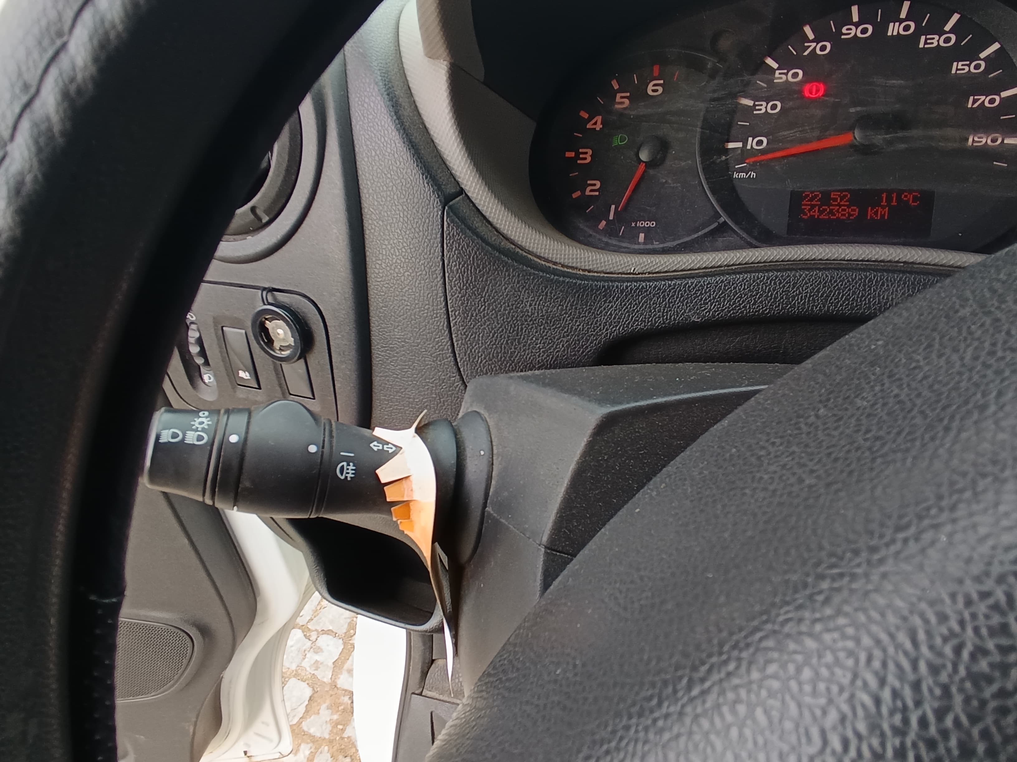 Renault Master · Ano 2015 — imagen 36
