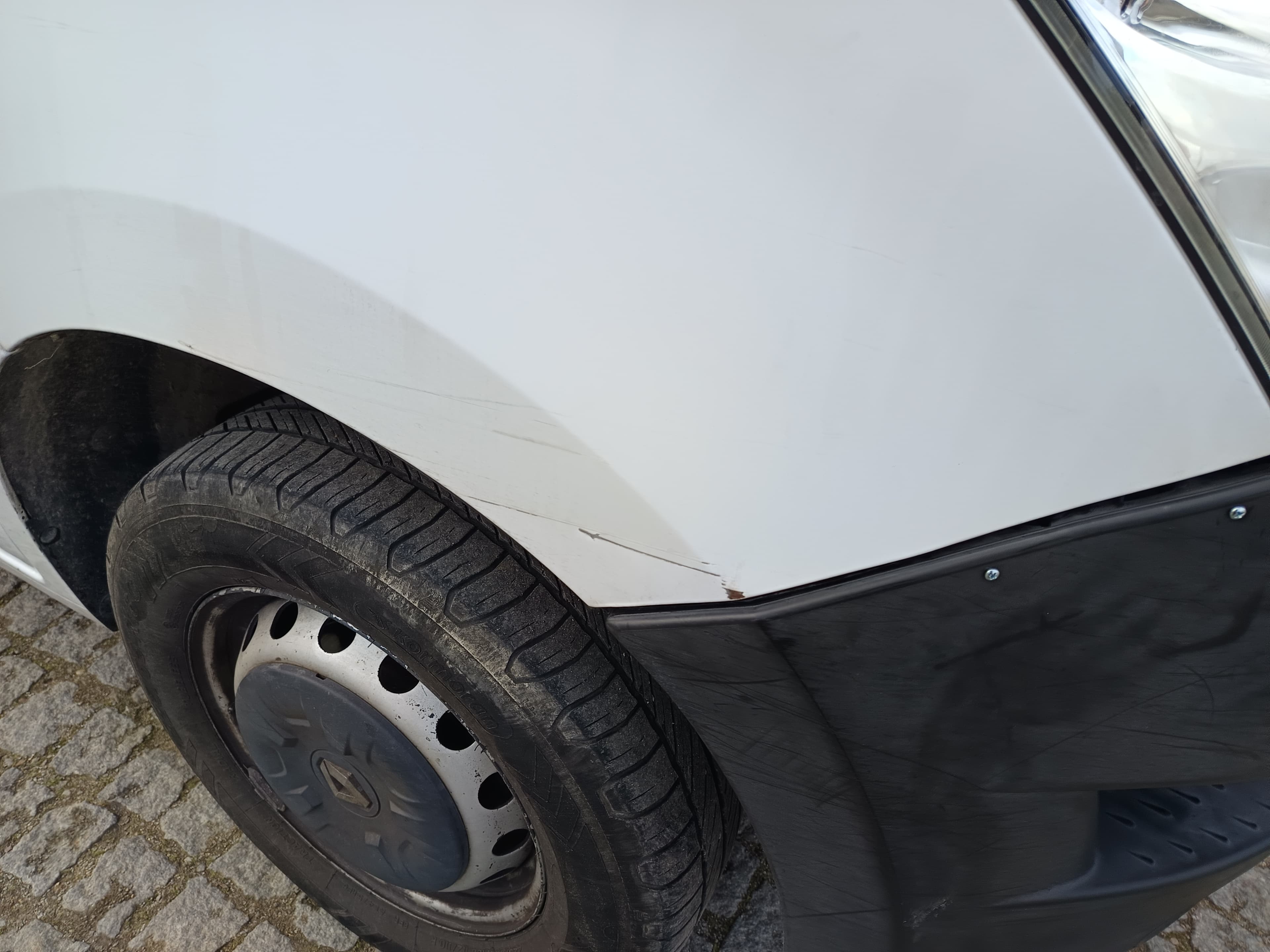 Renault Master · Ano 2015 — imagen 5