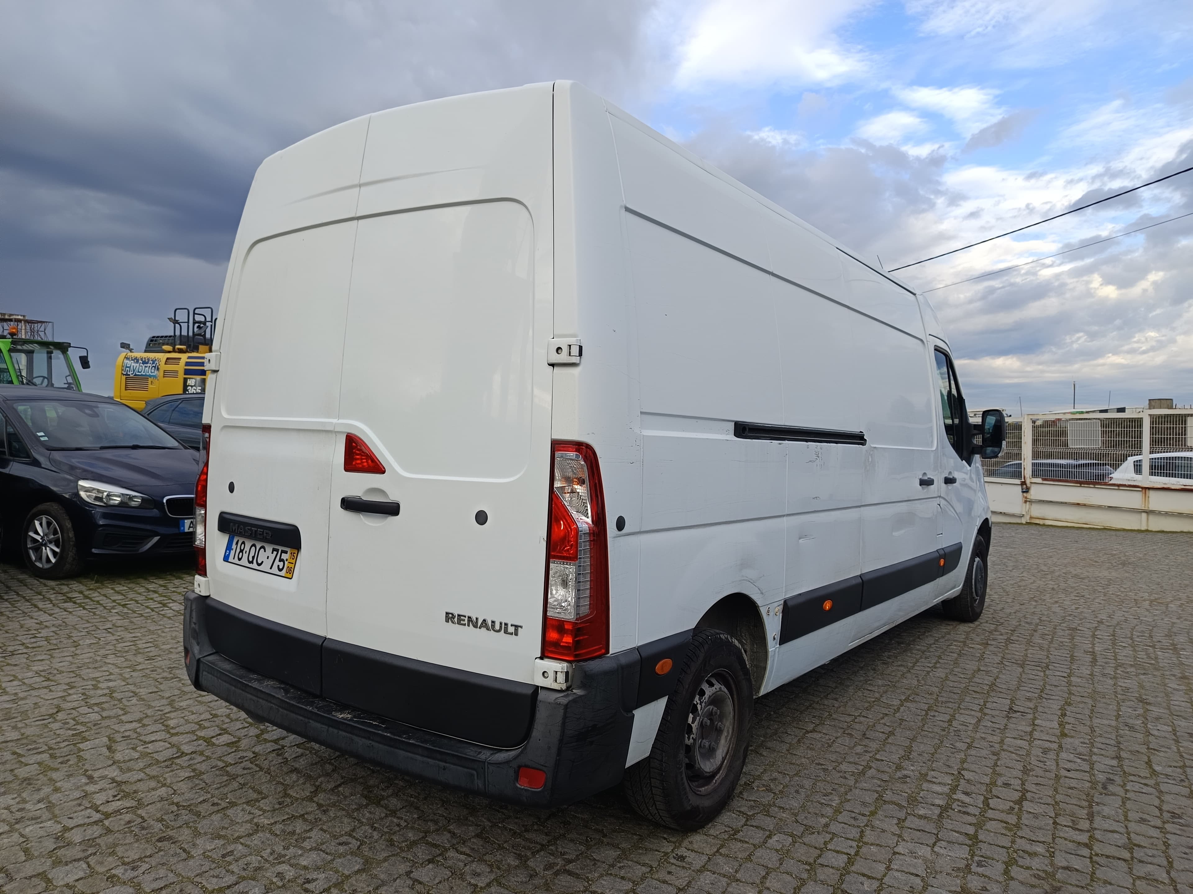 Renault Master · Ano 2015 — imagen 6