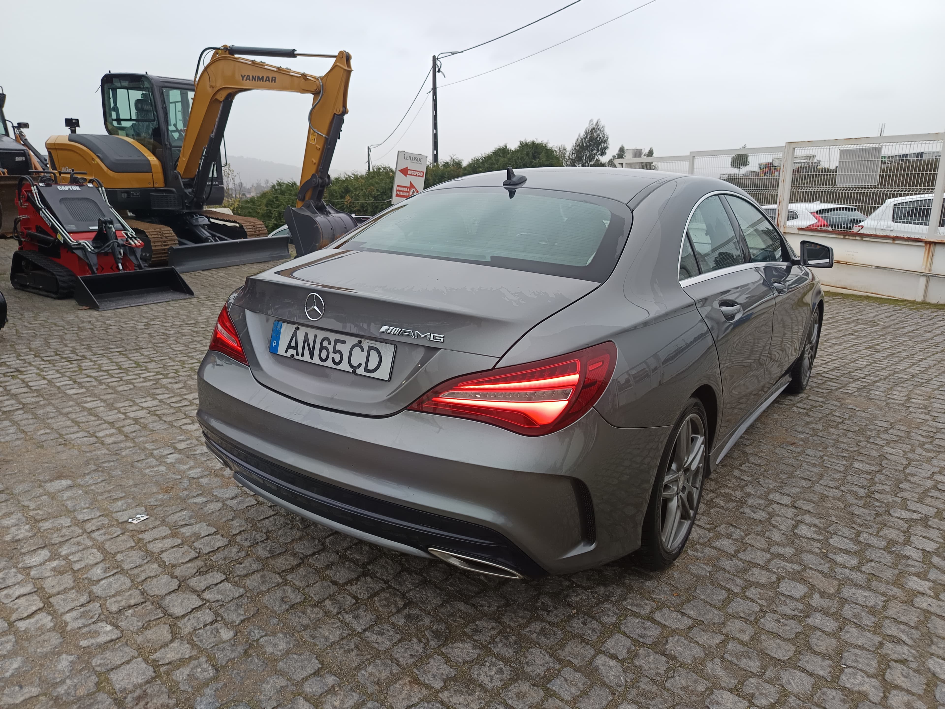 Mercedes-Benz 220 CDI · Ano 2016 — image 5