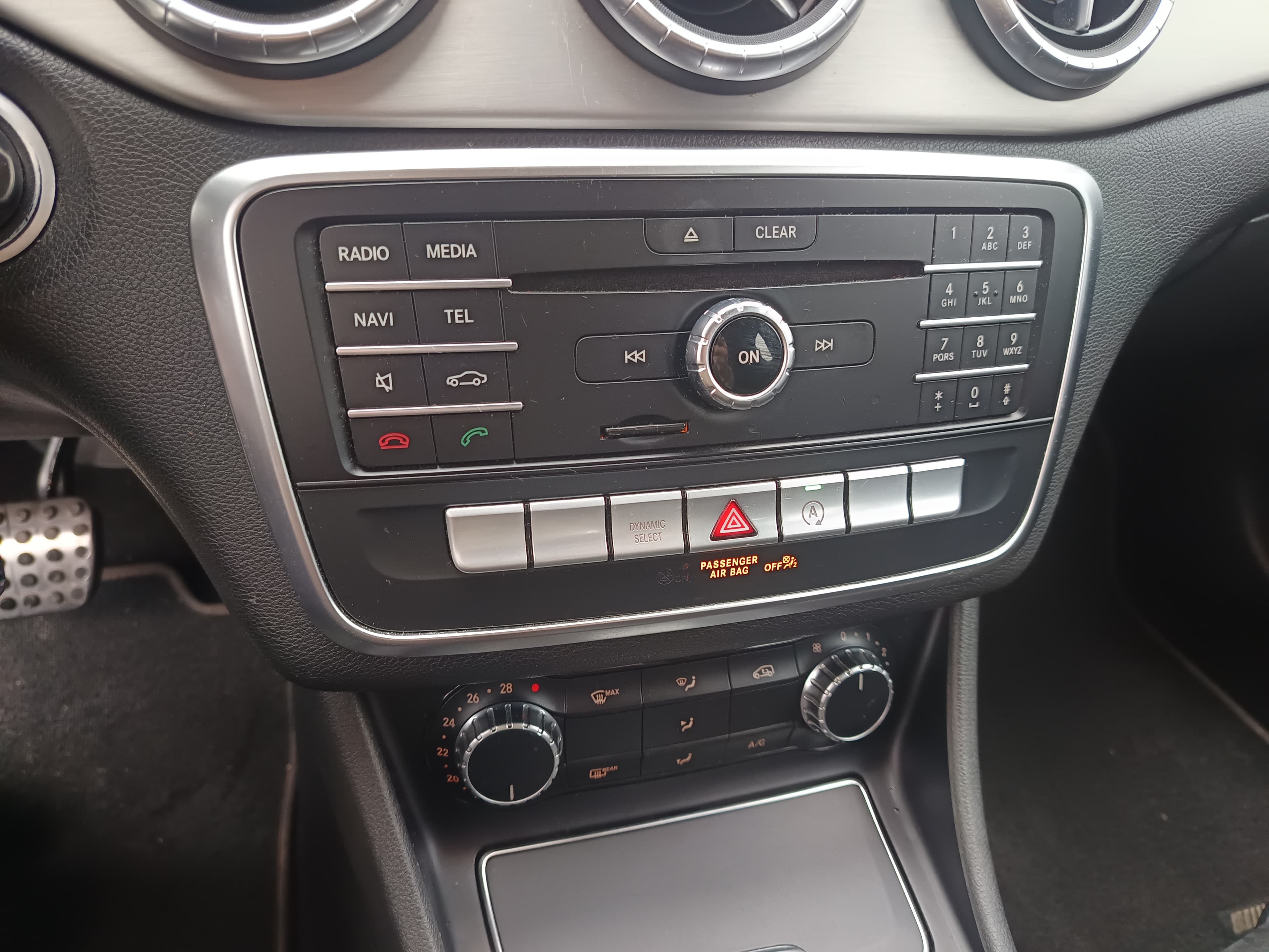 Mercedes-Benz 220 CDI · Ano 2016 — image 38
