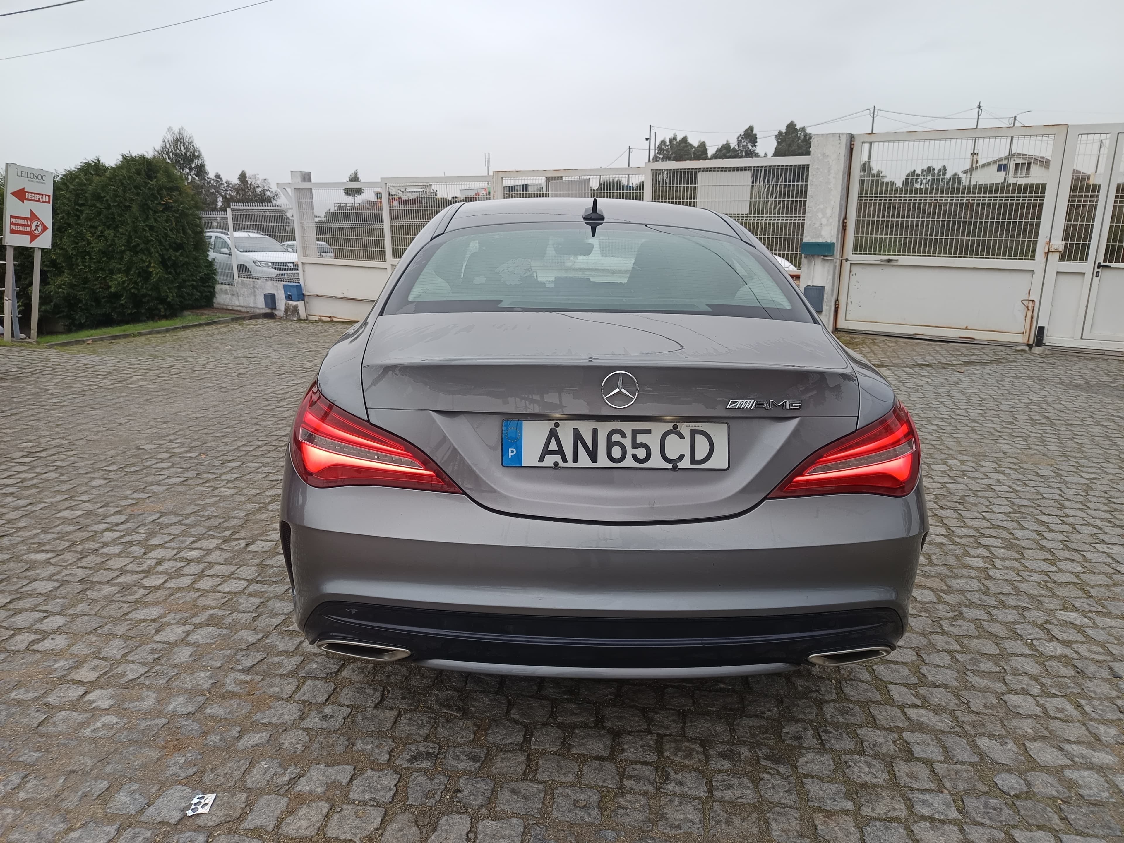 Mercedes-Benz 220 CDI · Ano 2016 — image 6