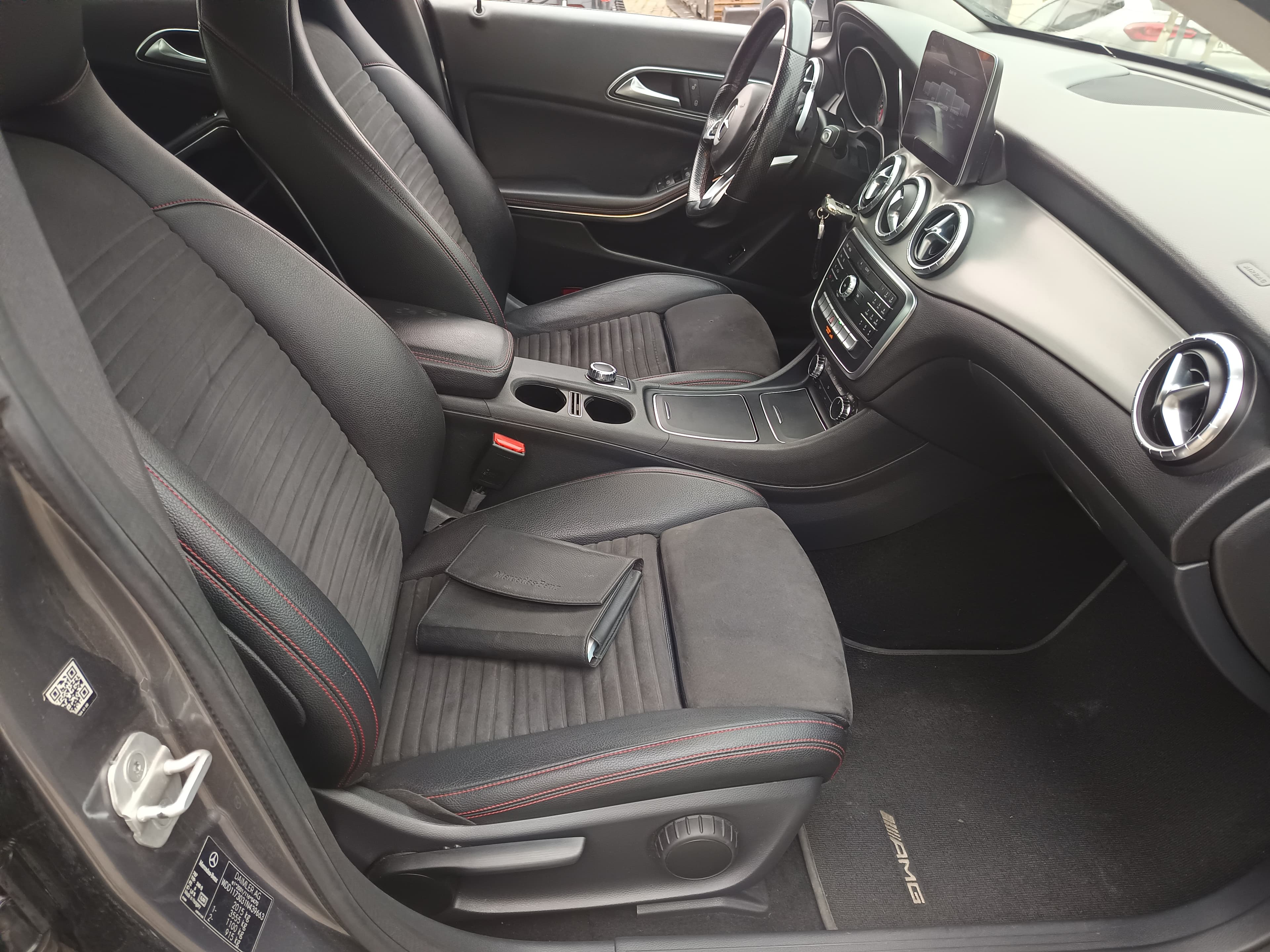 Mercedes-Benz 220 CDI · Ano 2016 — image 26