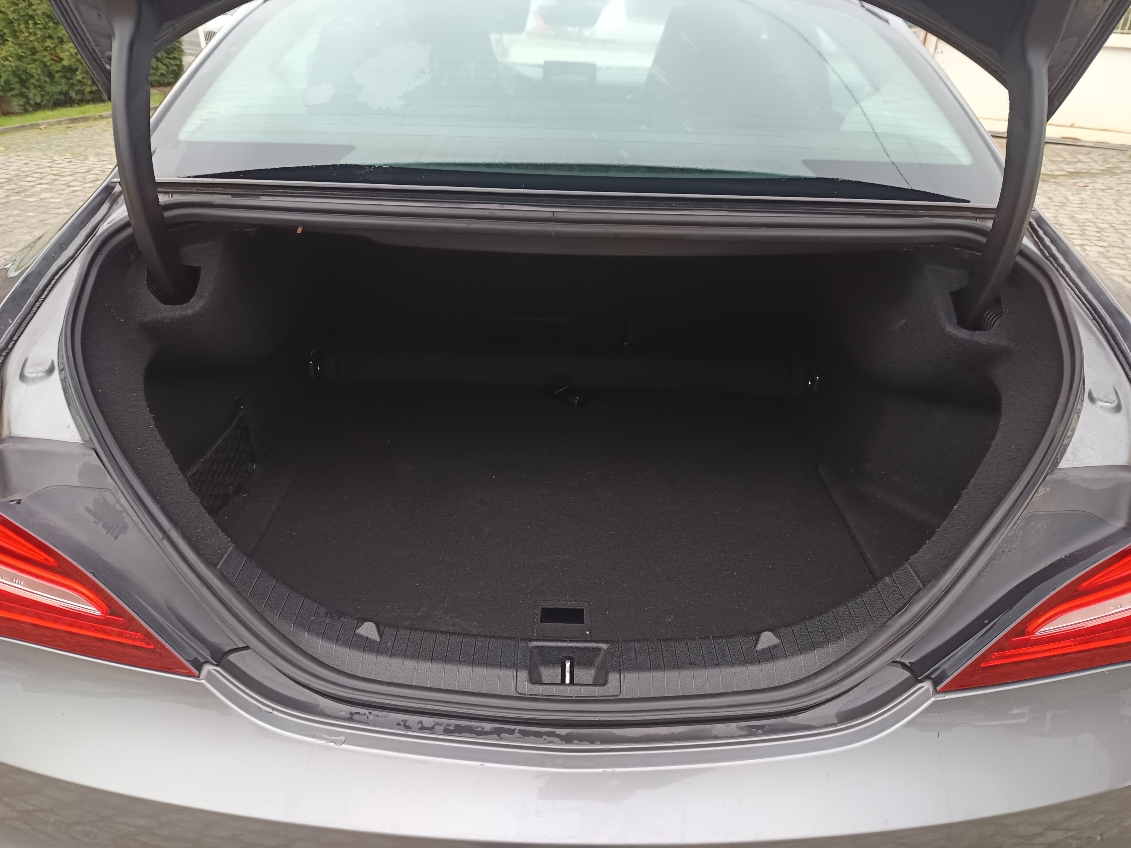 Mercedes-Benz 220 CDI · Ano 2016 — image 19