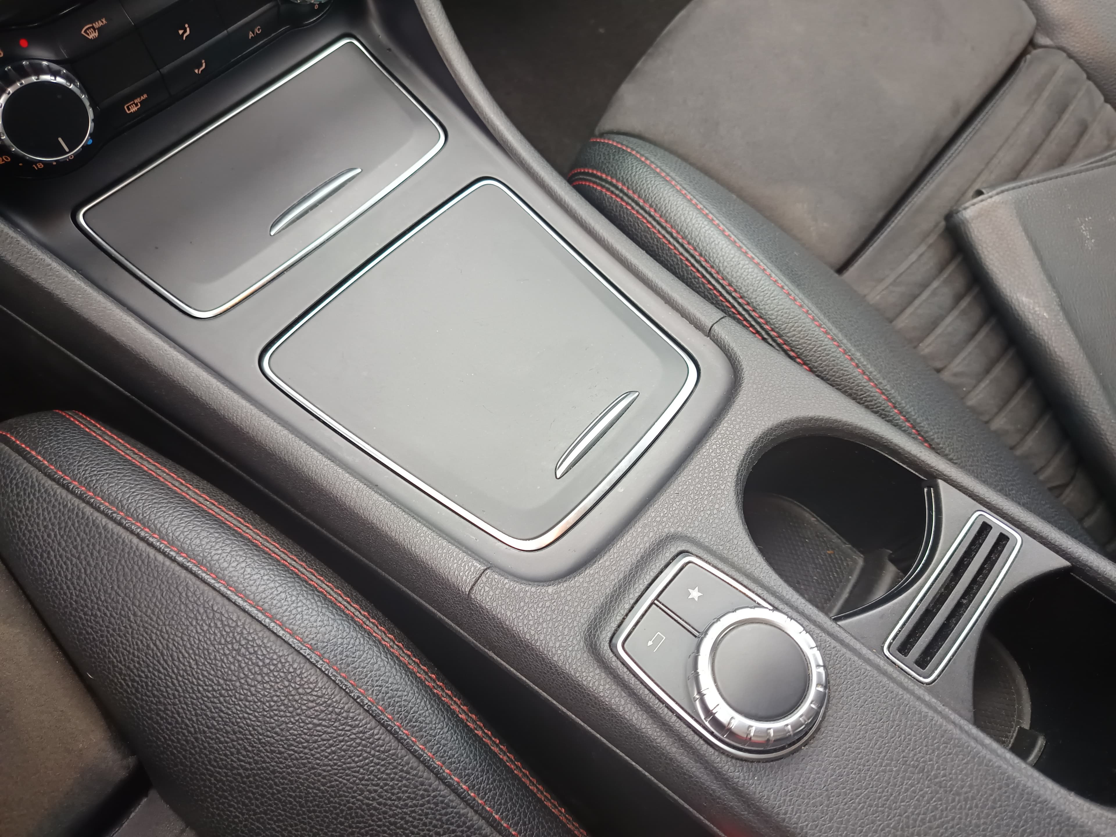 Mercedes-Benz 220 CDI · Ano 2016 — image 39