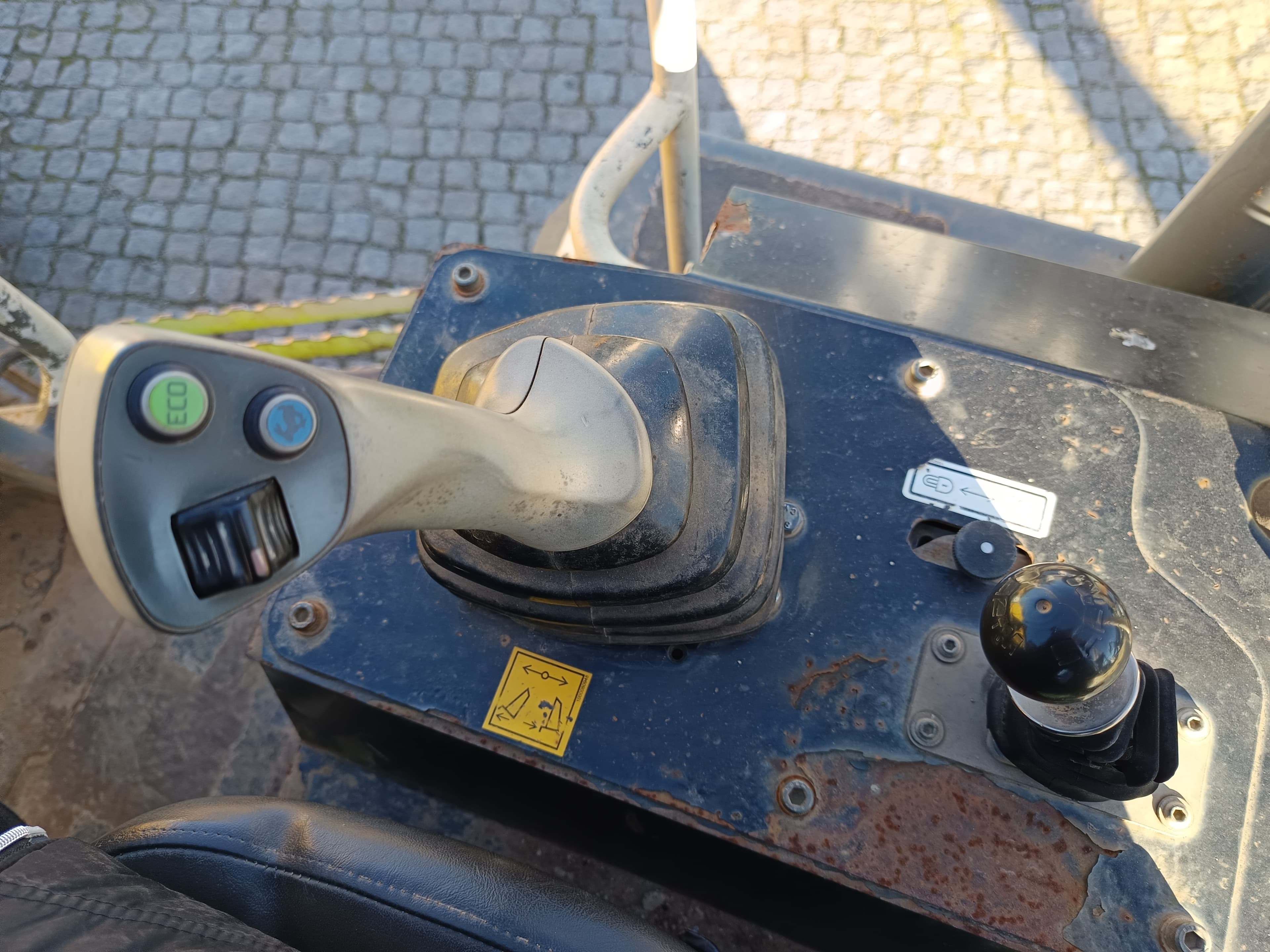 Dumper Wacker Neuson DW90 · Ano 2016 — imagen 18