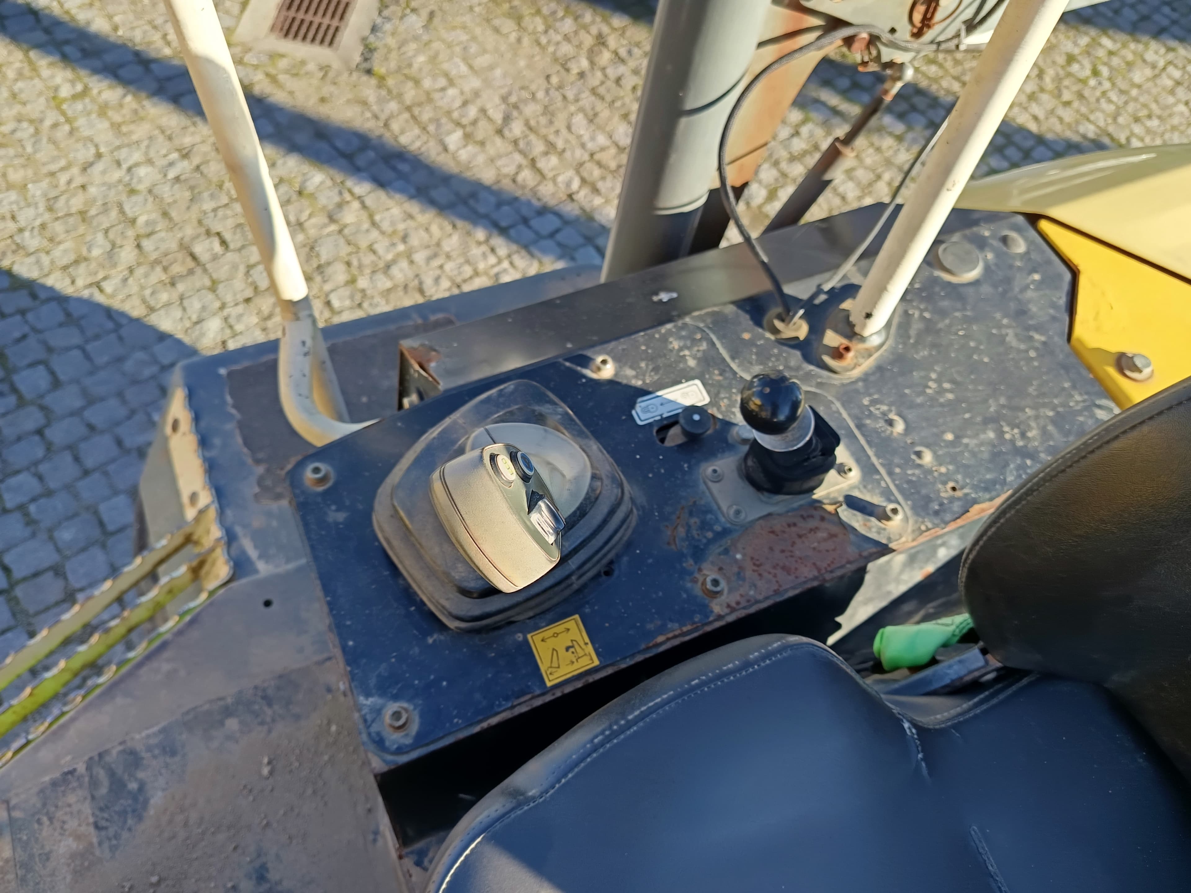 Dumper Wacker Neuson DW90 · Ano 2016 — imagen 15