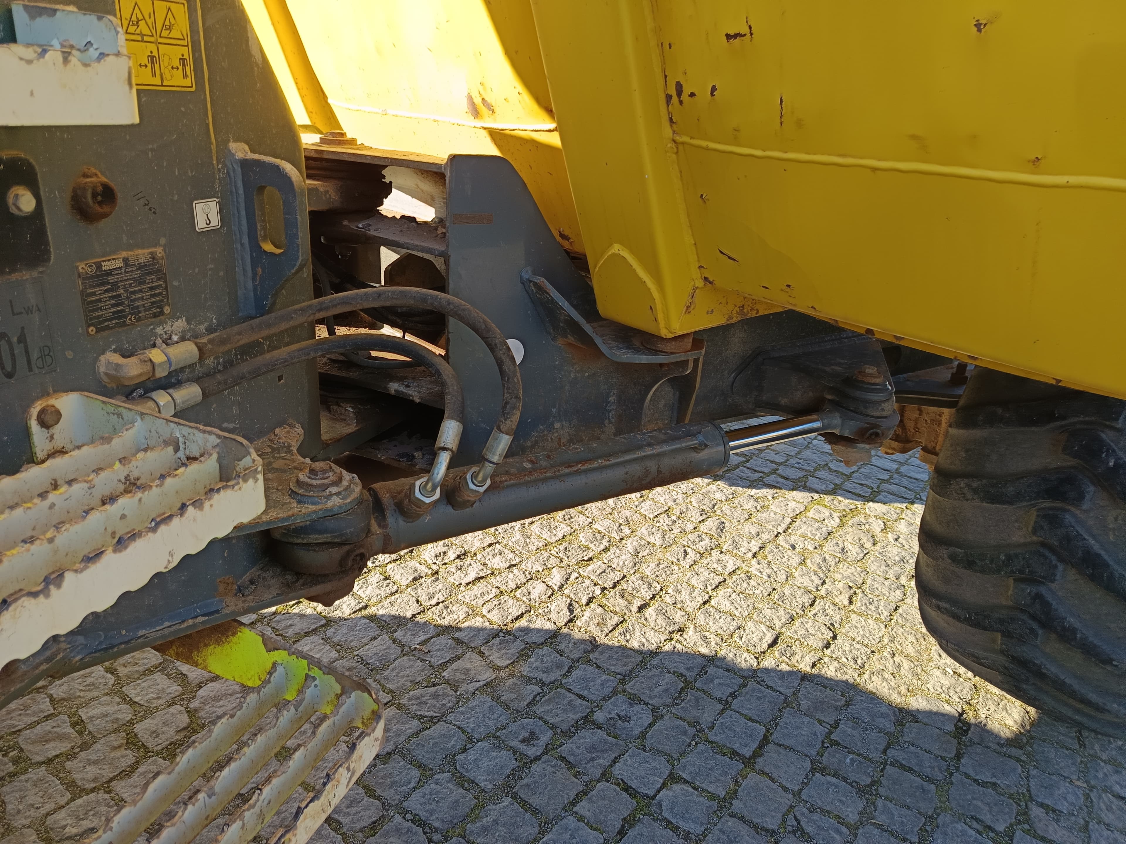 Dumper Wacker Neuson DW90 · Ano 2016 — imagen 10