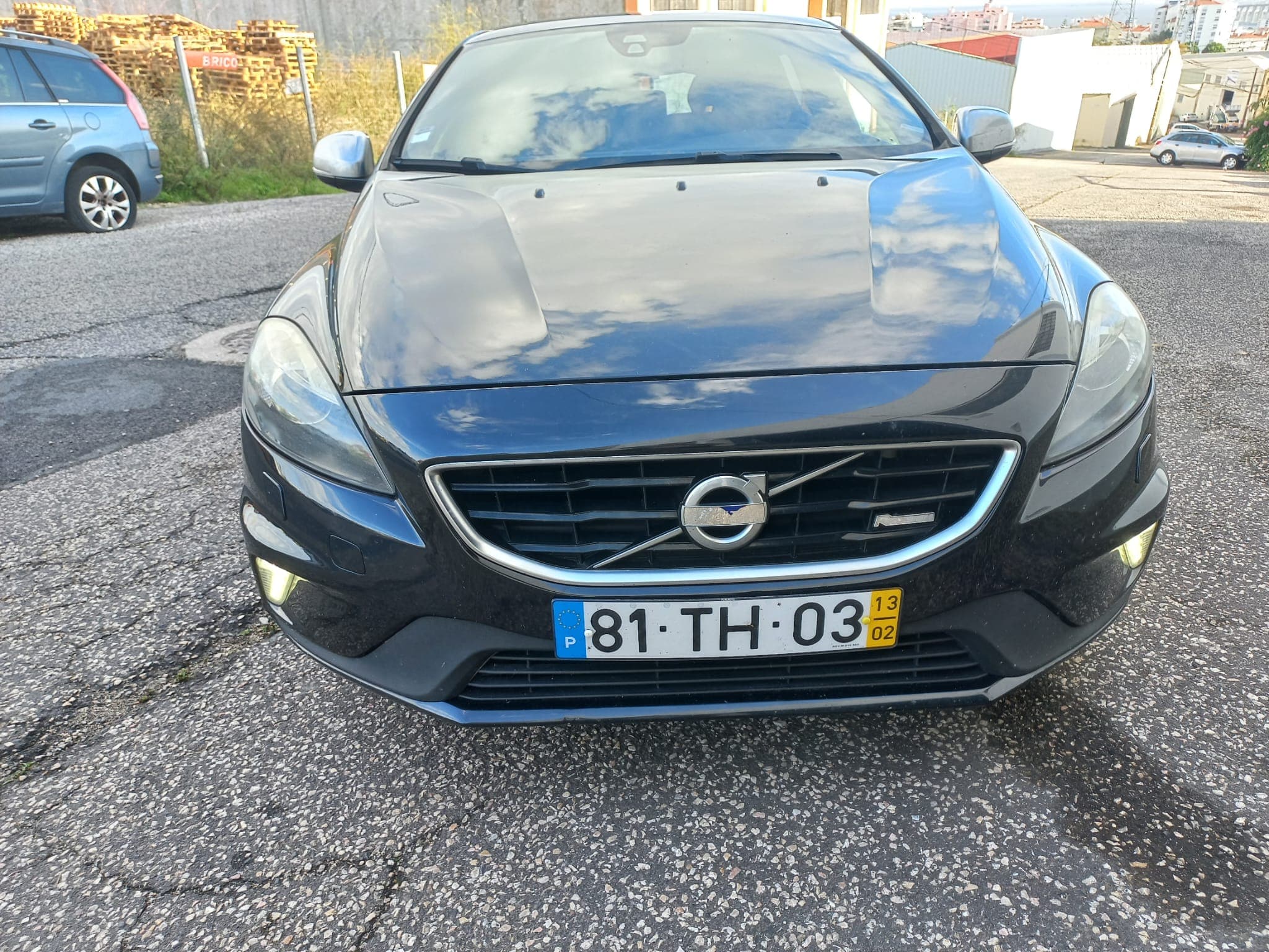 Volvo V40 · Ano 2013 — image 2