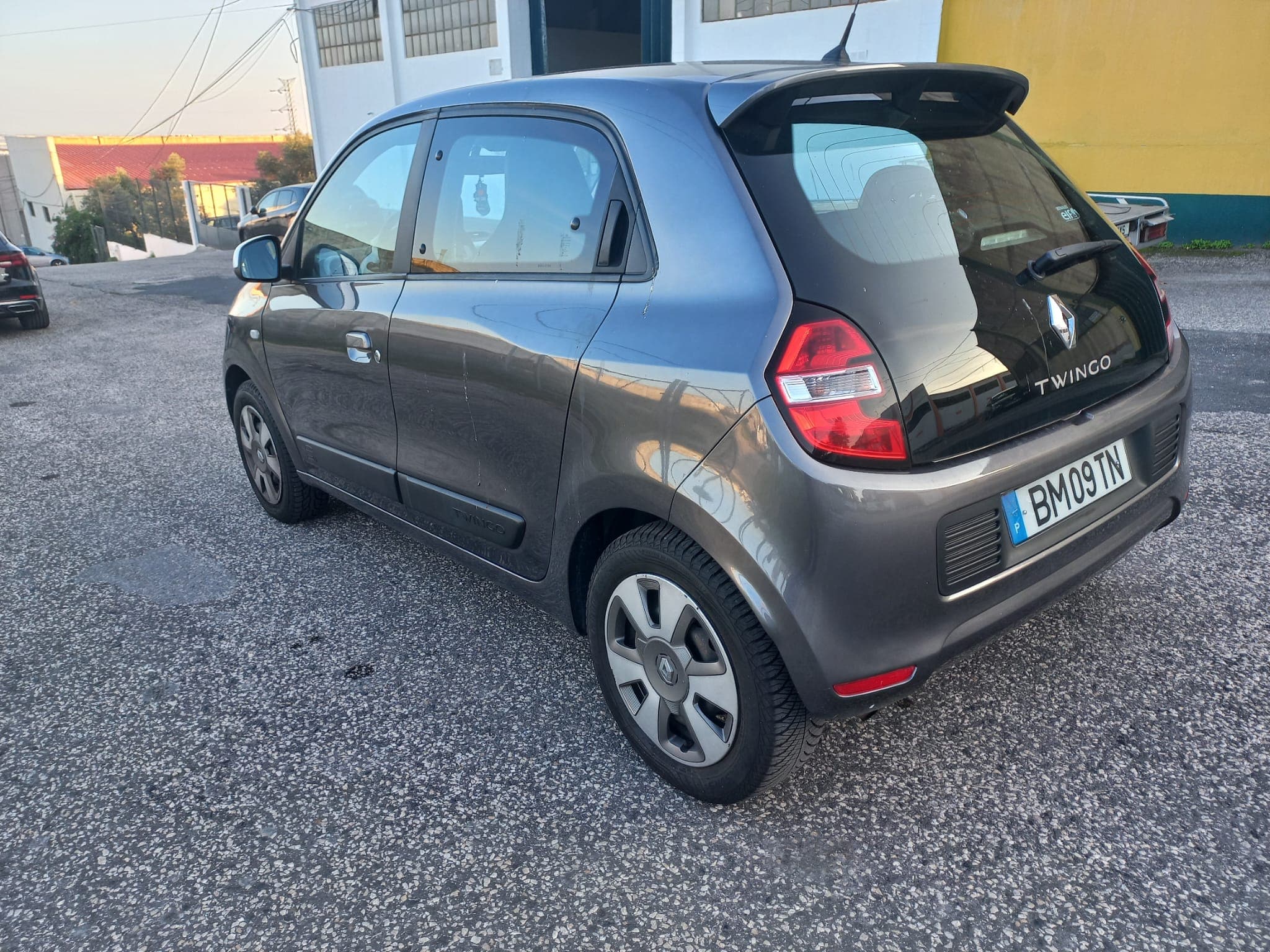 Renault Twingo · Ano 2018 — imagen 4